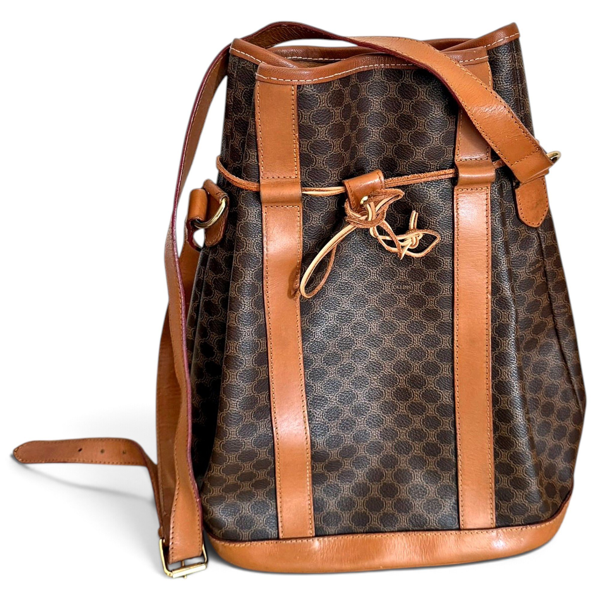 SAC SEAU leather crossbody bag