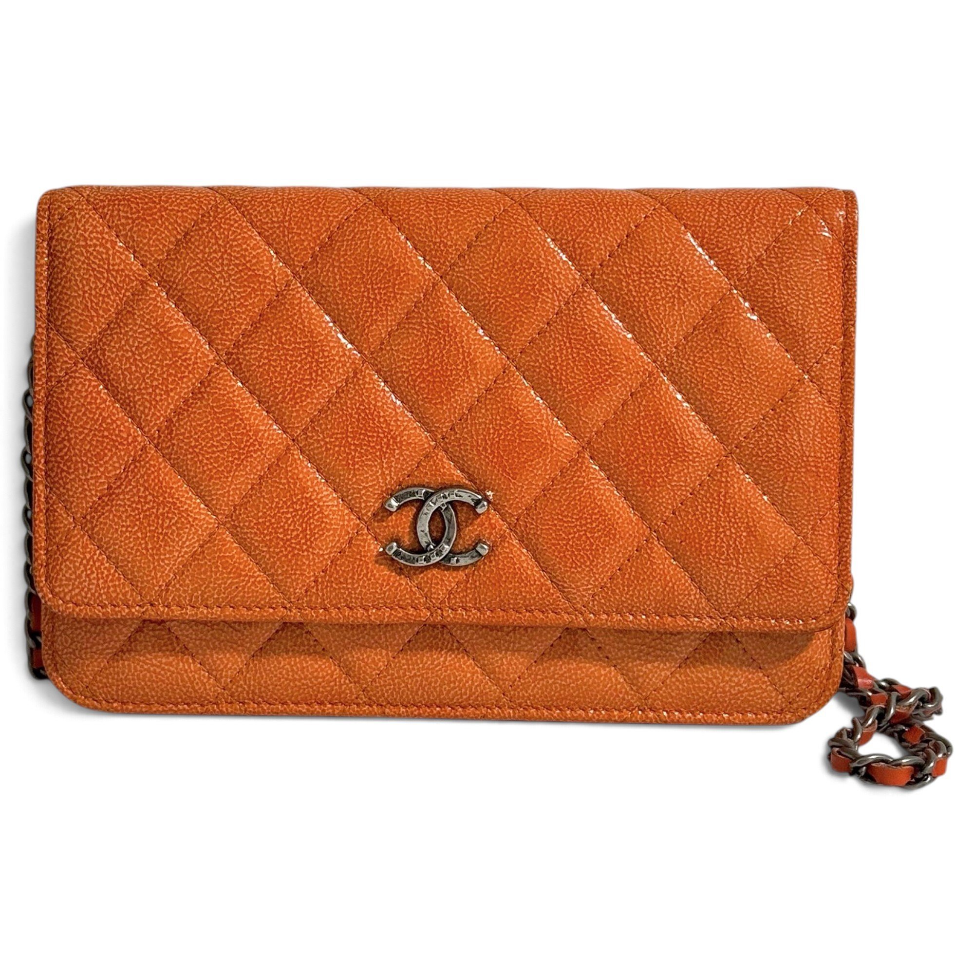Wallet On Chain leather crossbody bag
