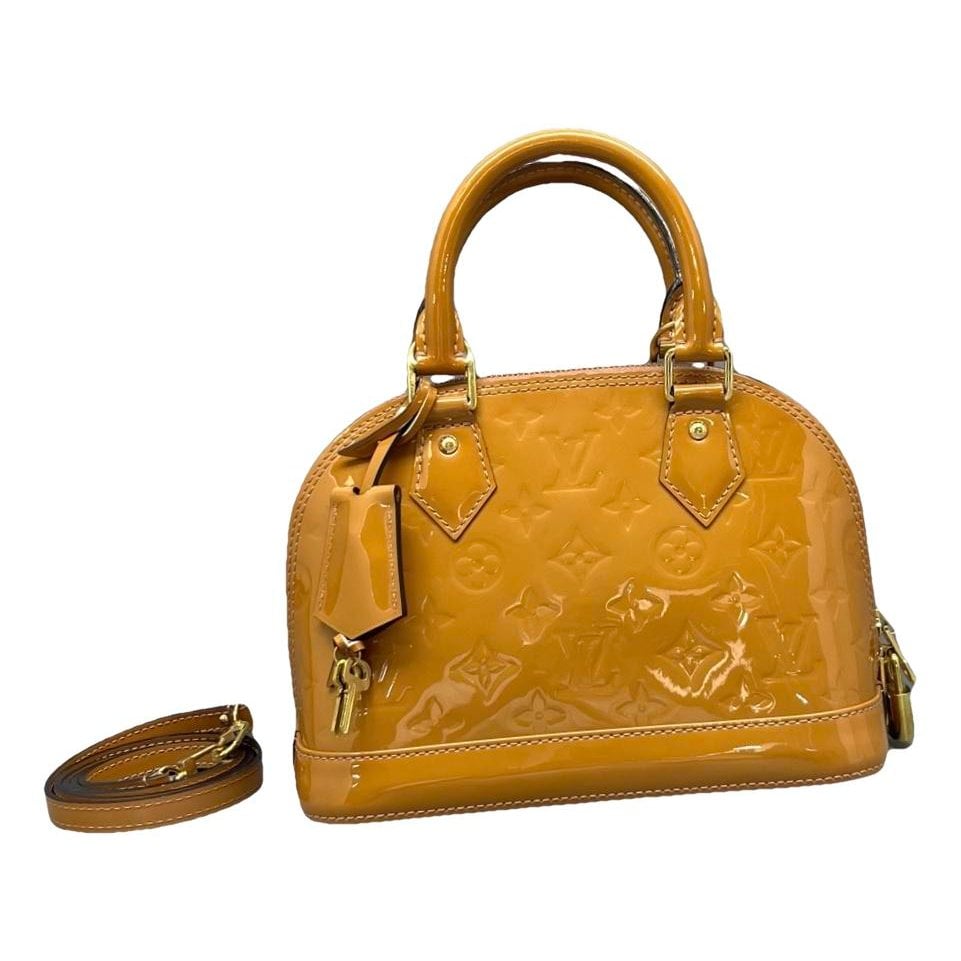 Alma BB leather handbag