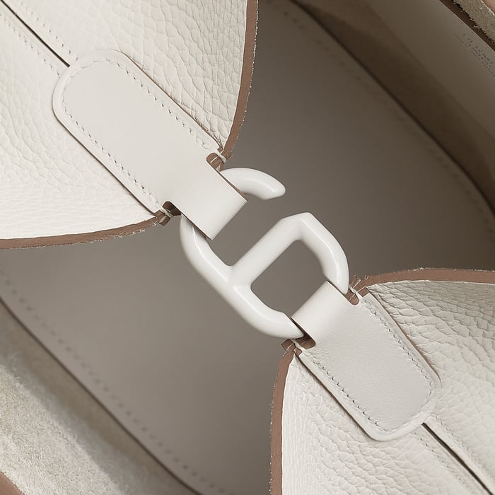 Gris Pâle Hermès In-the-loop 18 Bag