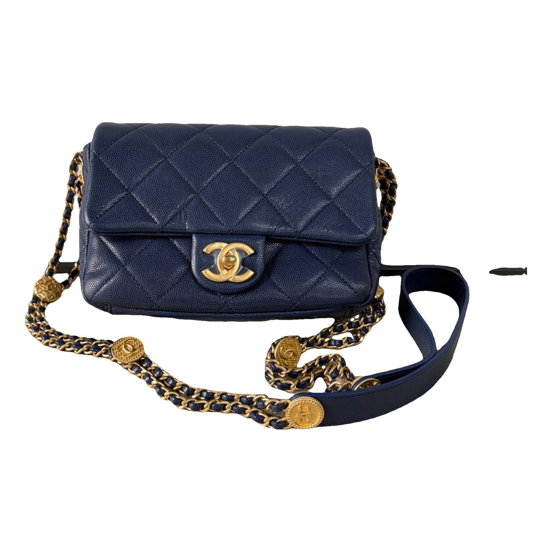 Chanel Timeless/Classique leather crossbody bag