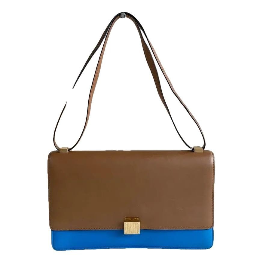 Case flap leather handbag