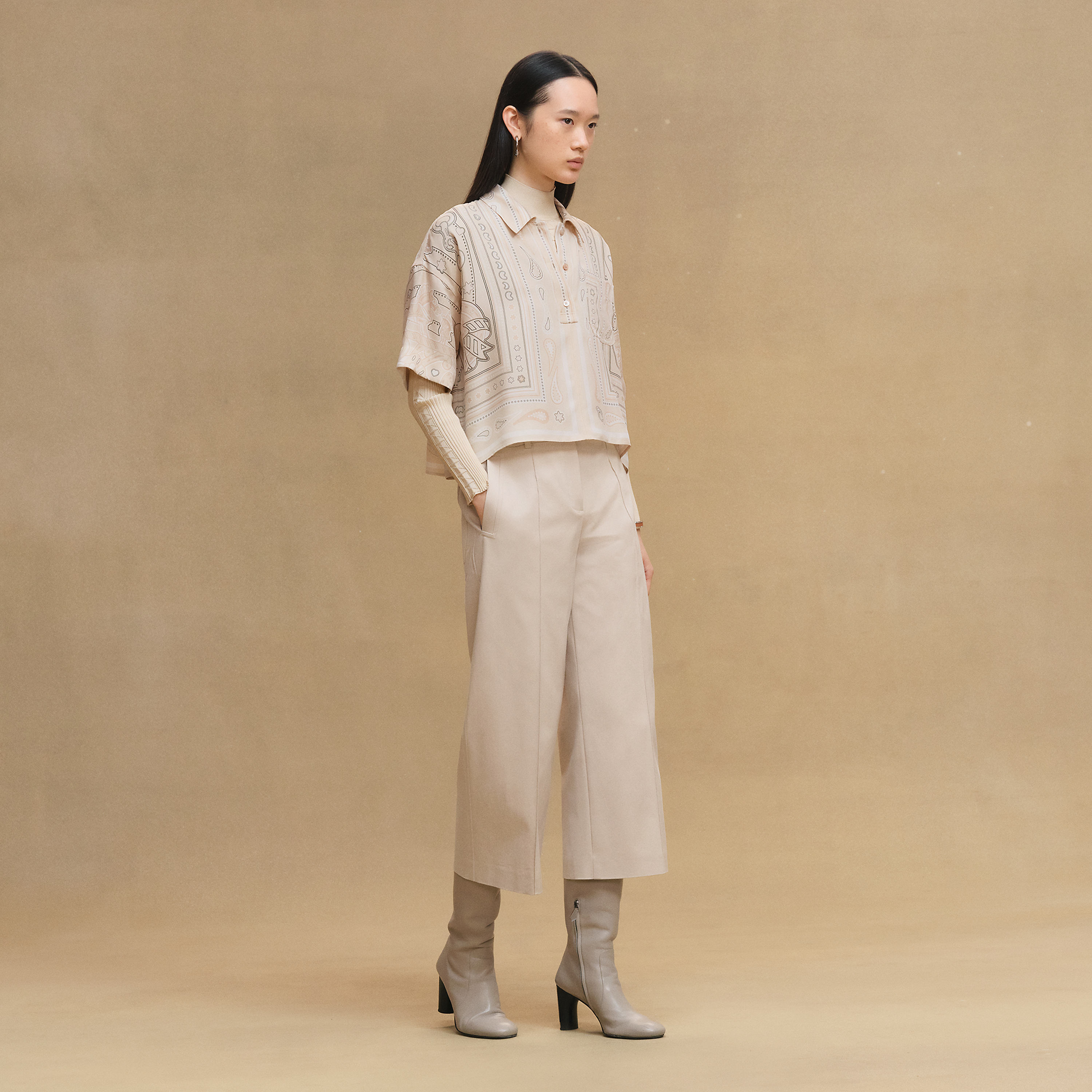 Cropped pants