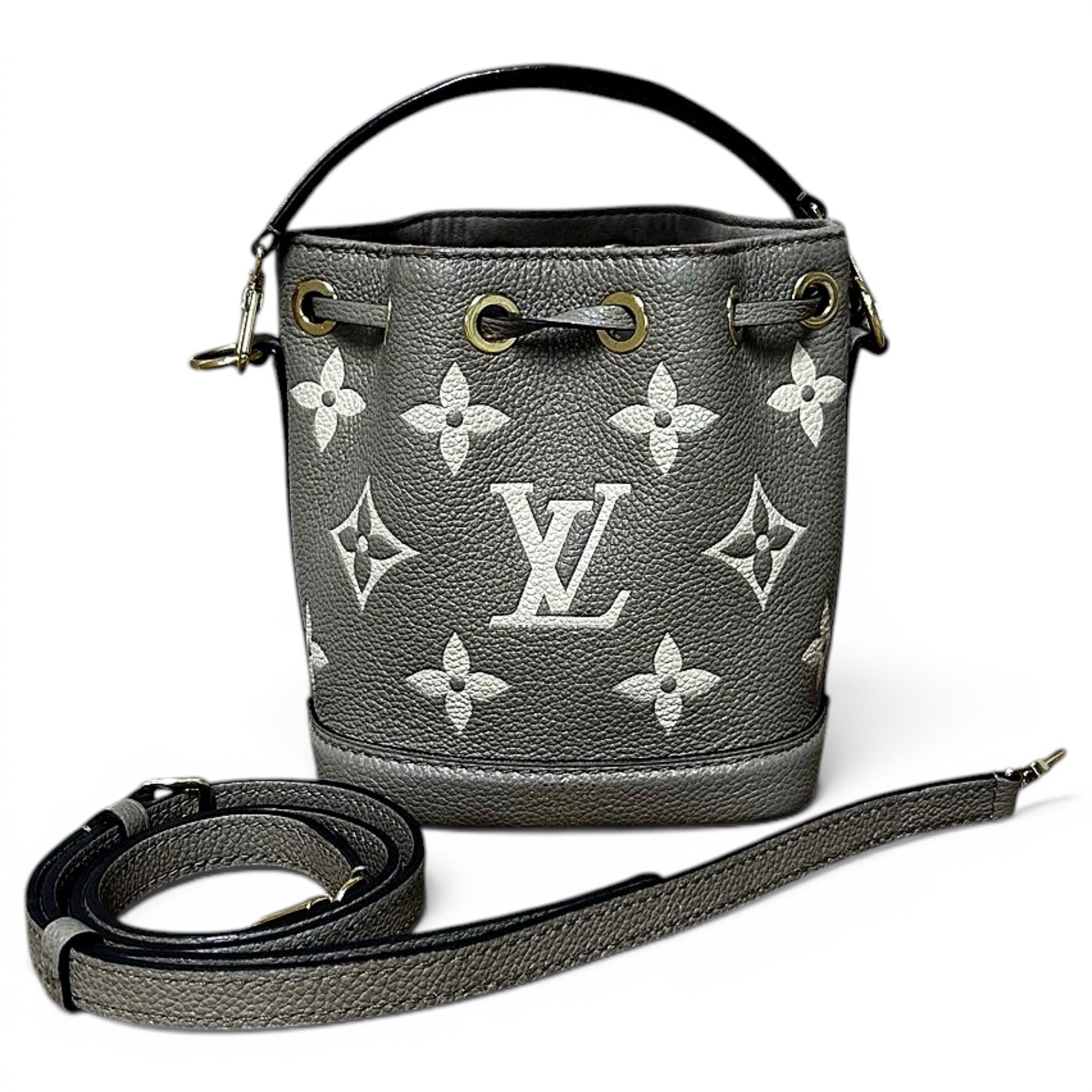 Nano Noé leather handbag