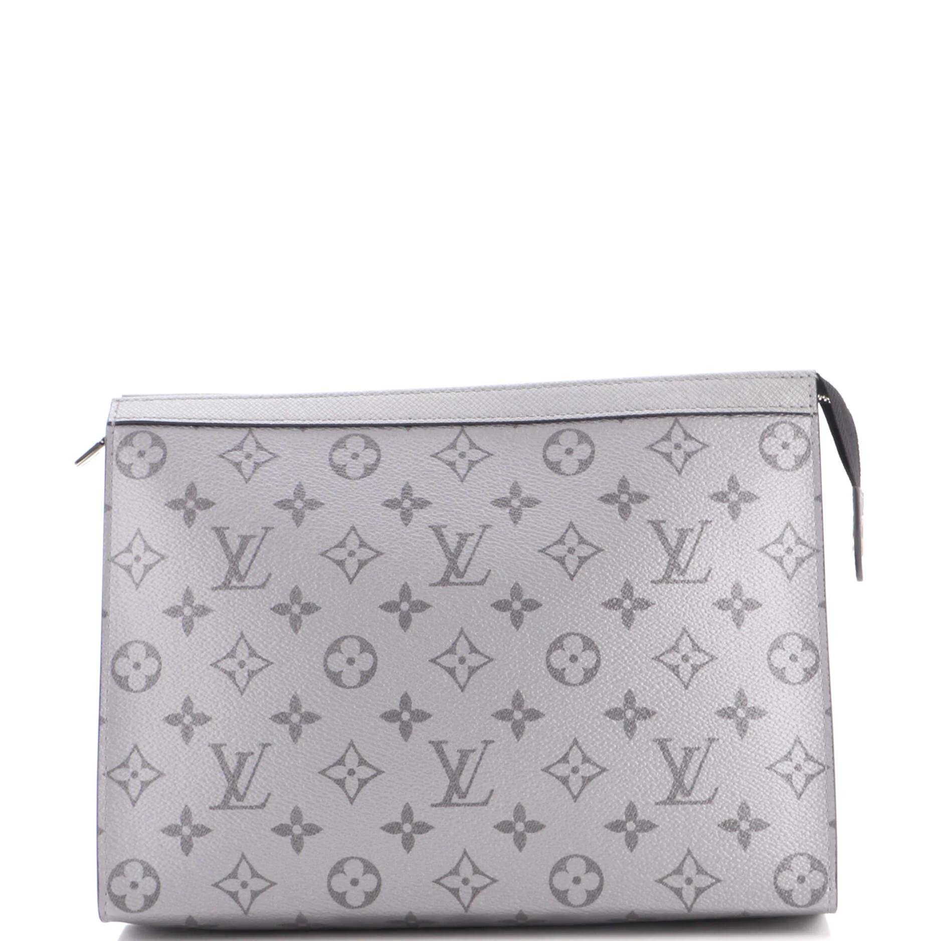 Leather clutch bag