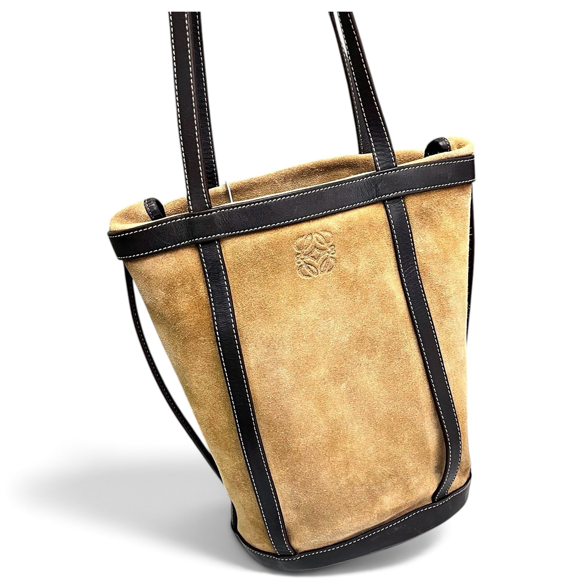 Gate Bucket leather handbag