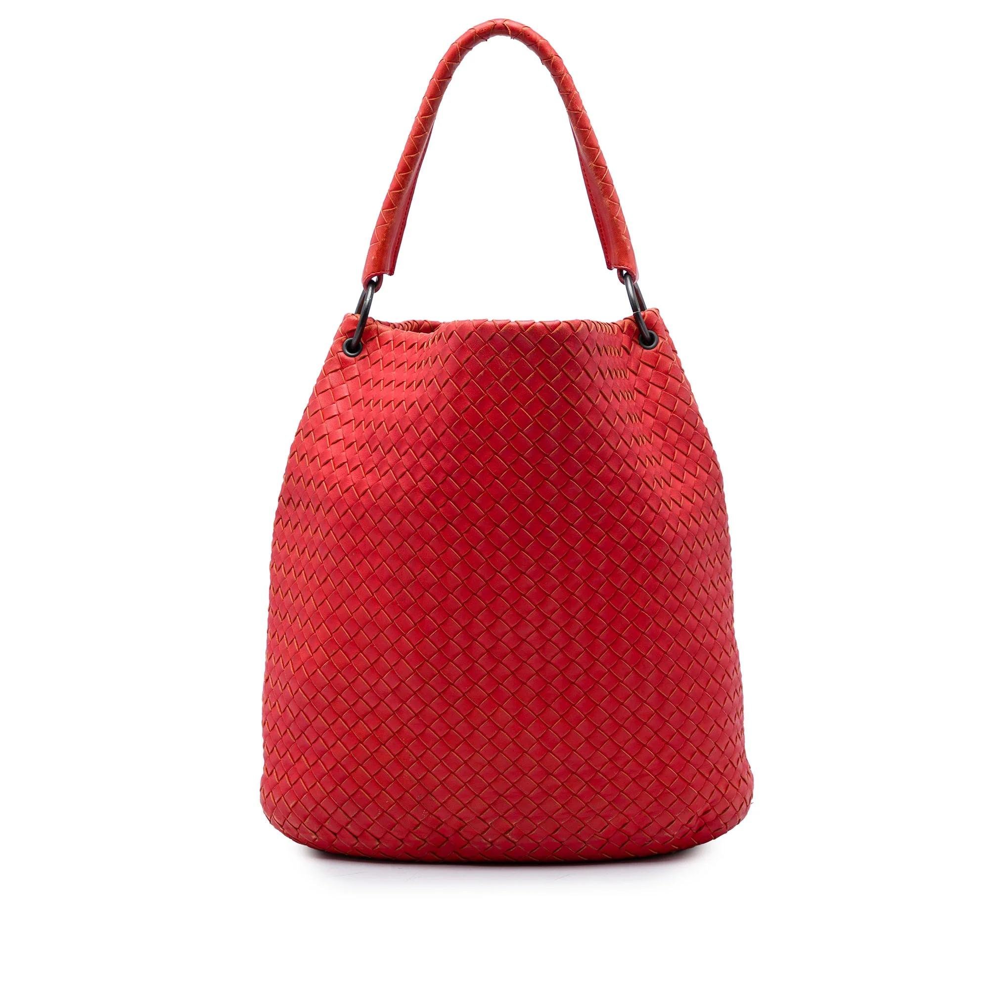 Veneta leather bag