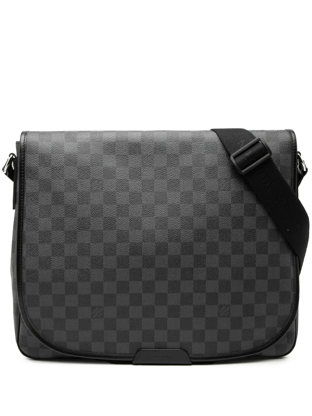 2009 Damier Graphite Daniel GM crossbody bag