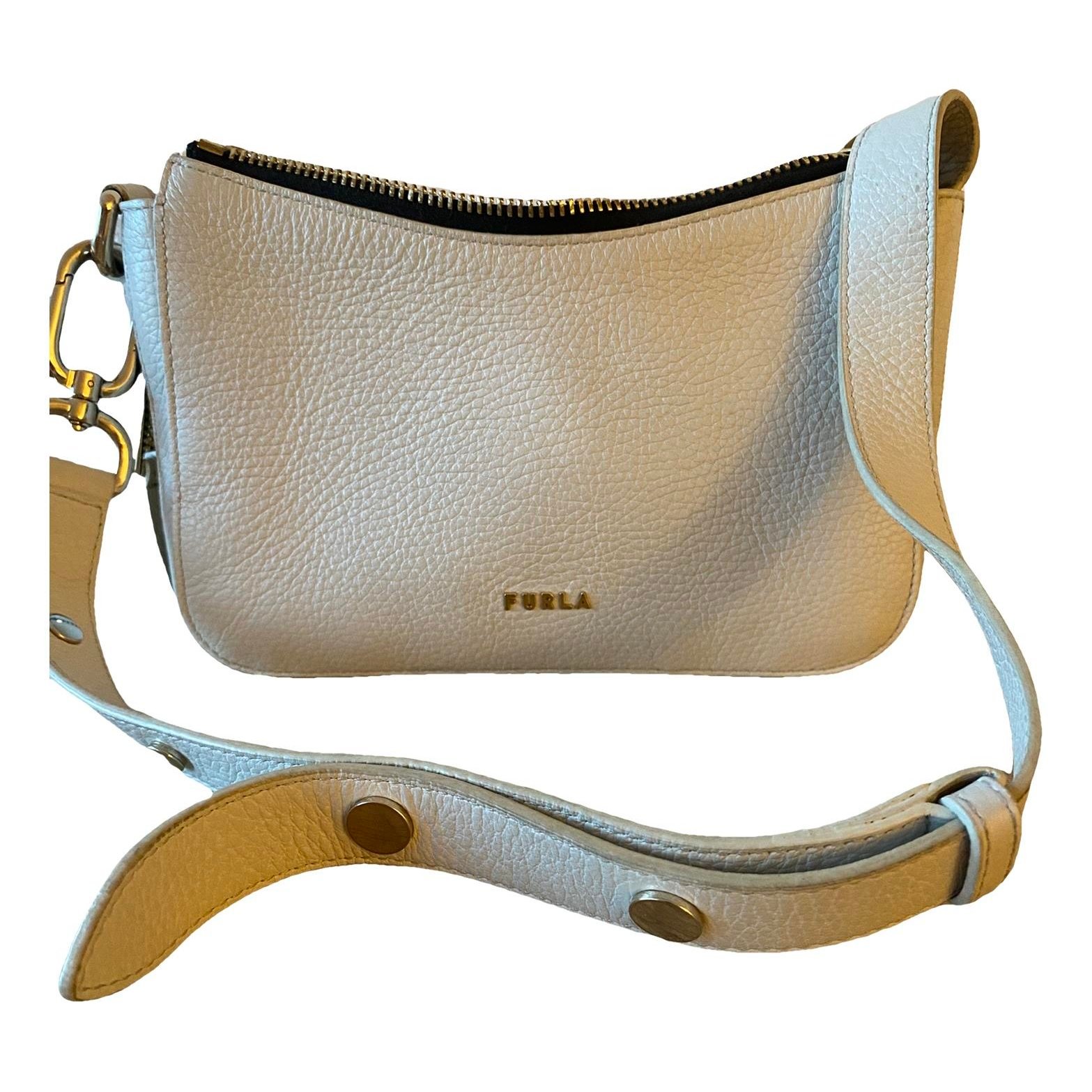 Leather bag