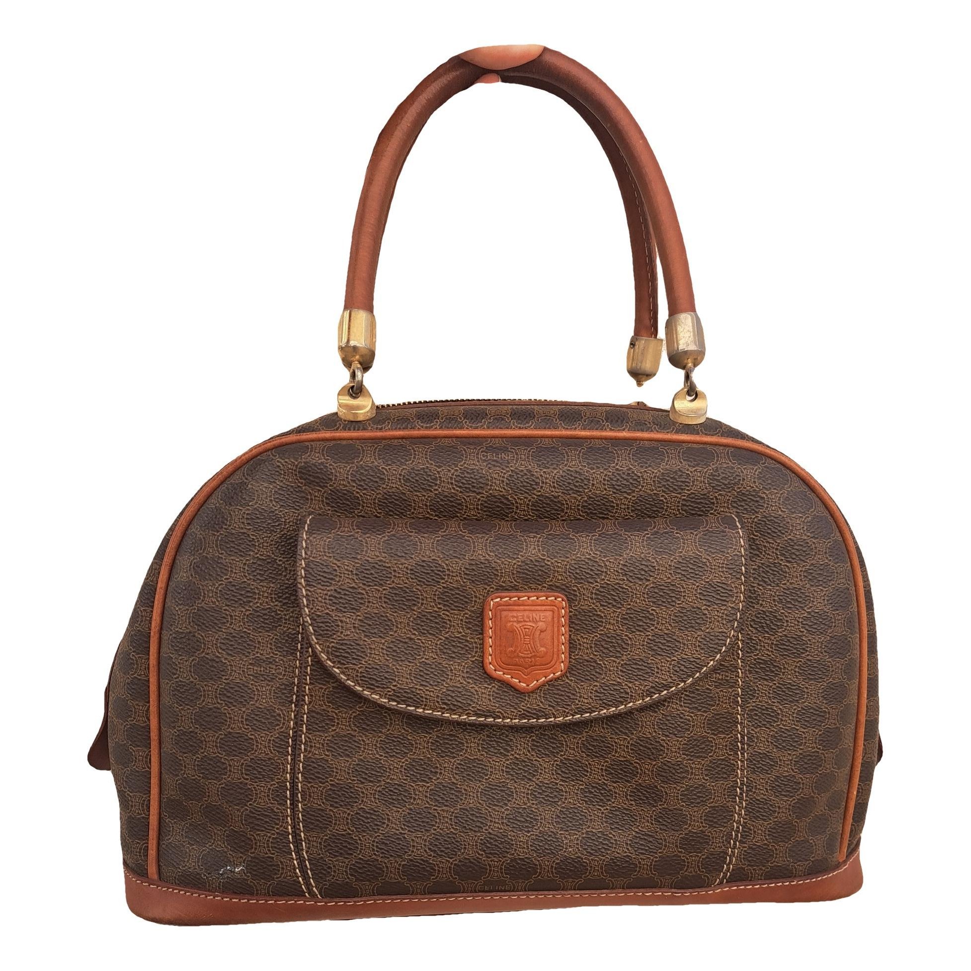 Leather bowling bag