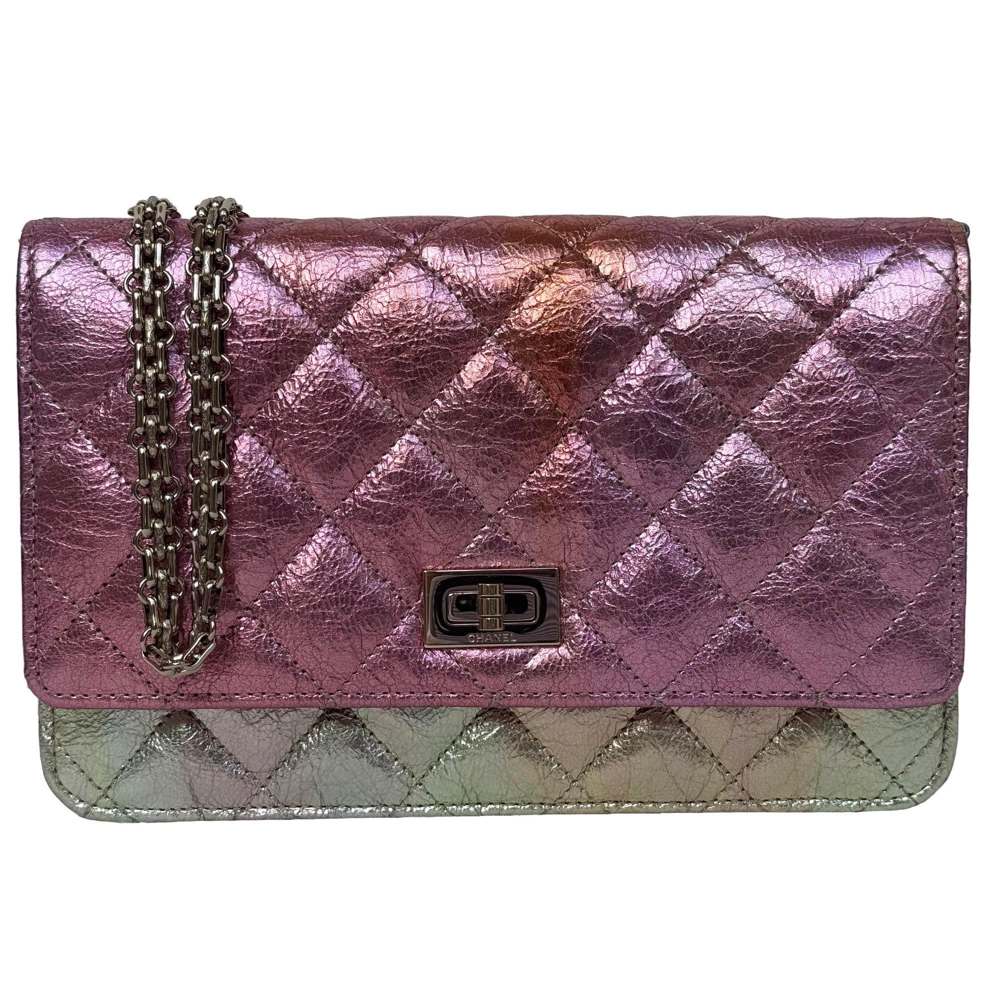 Wallet On Chain 2.55 leather crossbody bag
