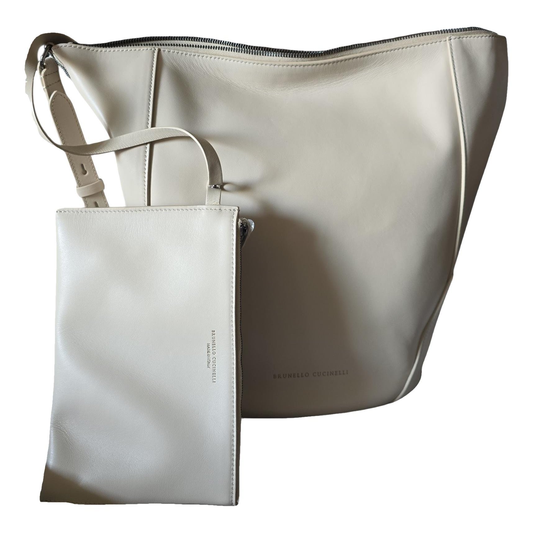 Leather handbag