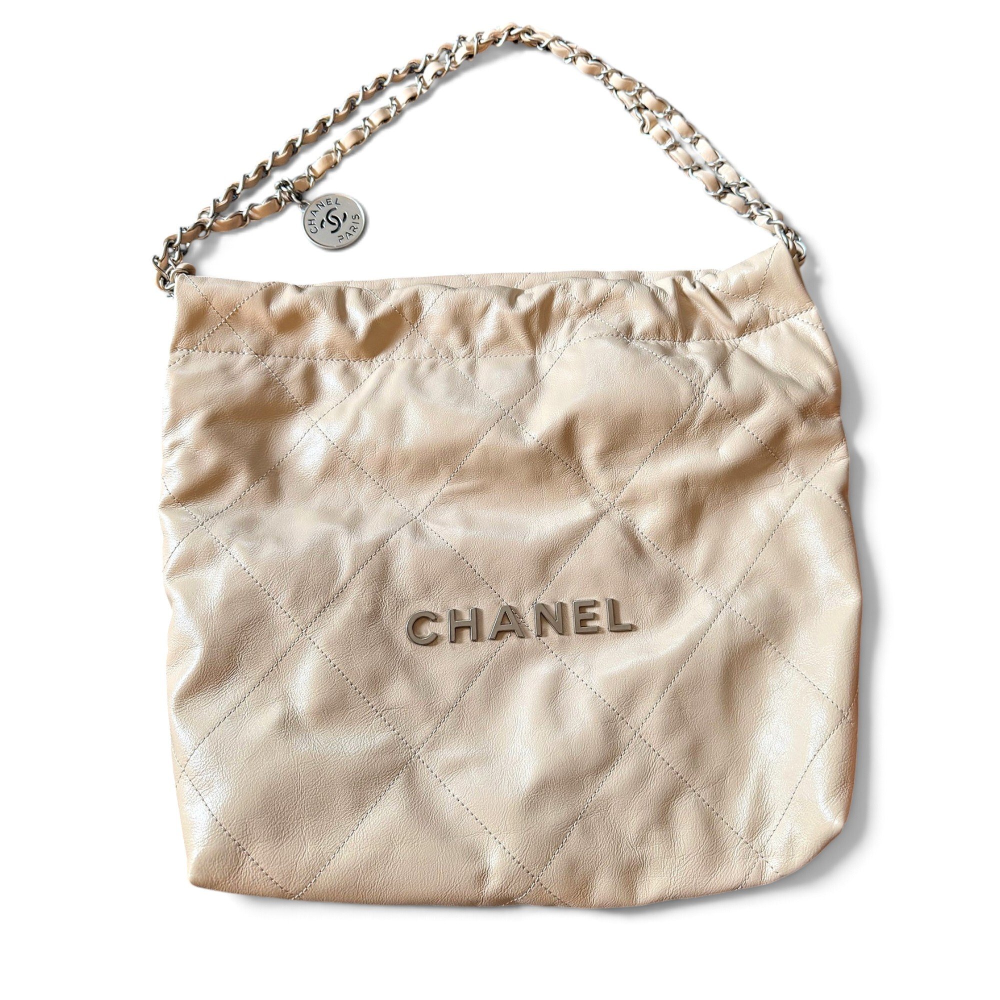 Chanel 22 leather handbag