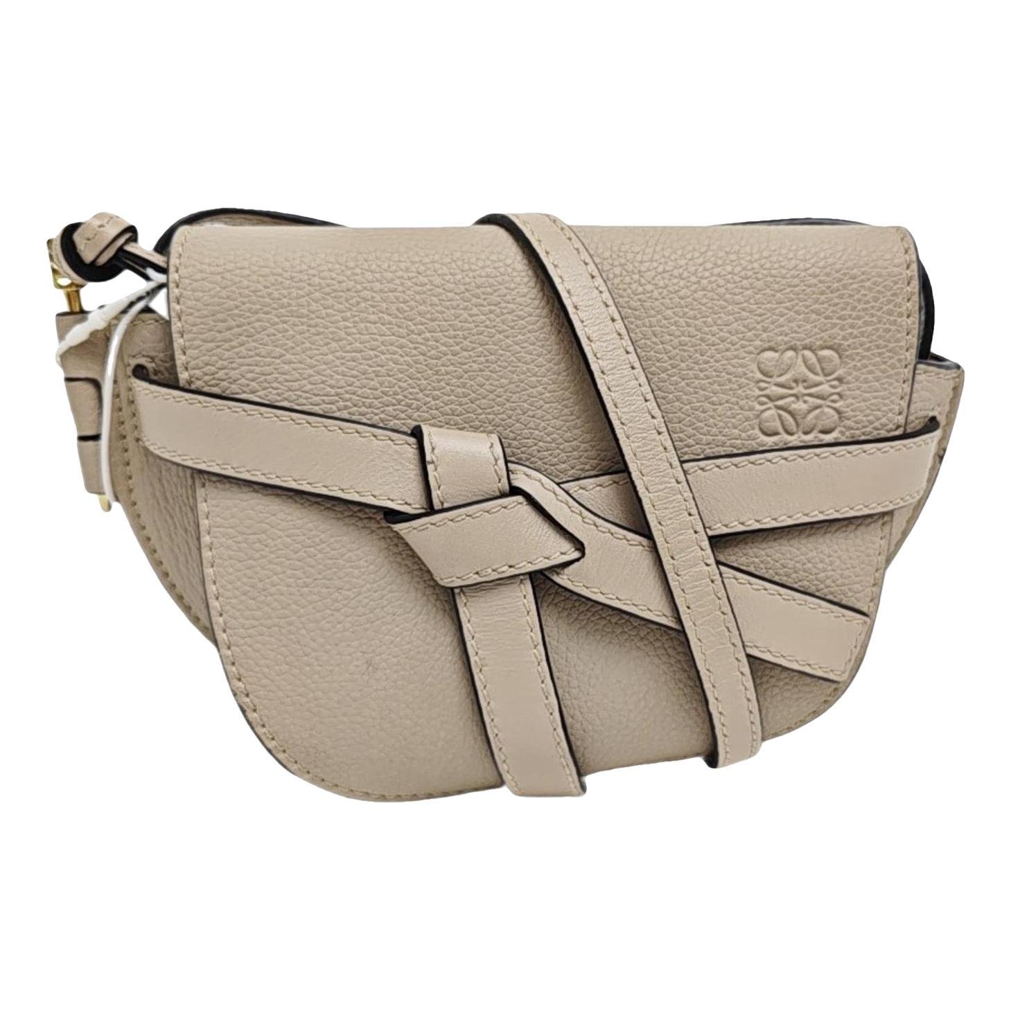 Gate leather handbag