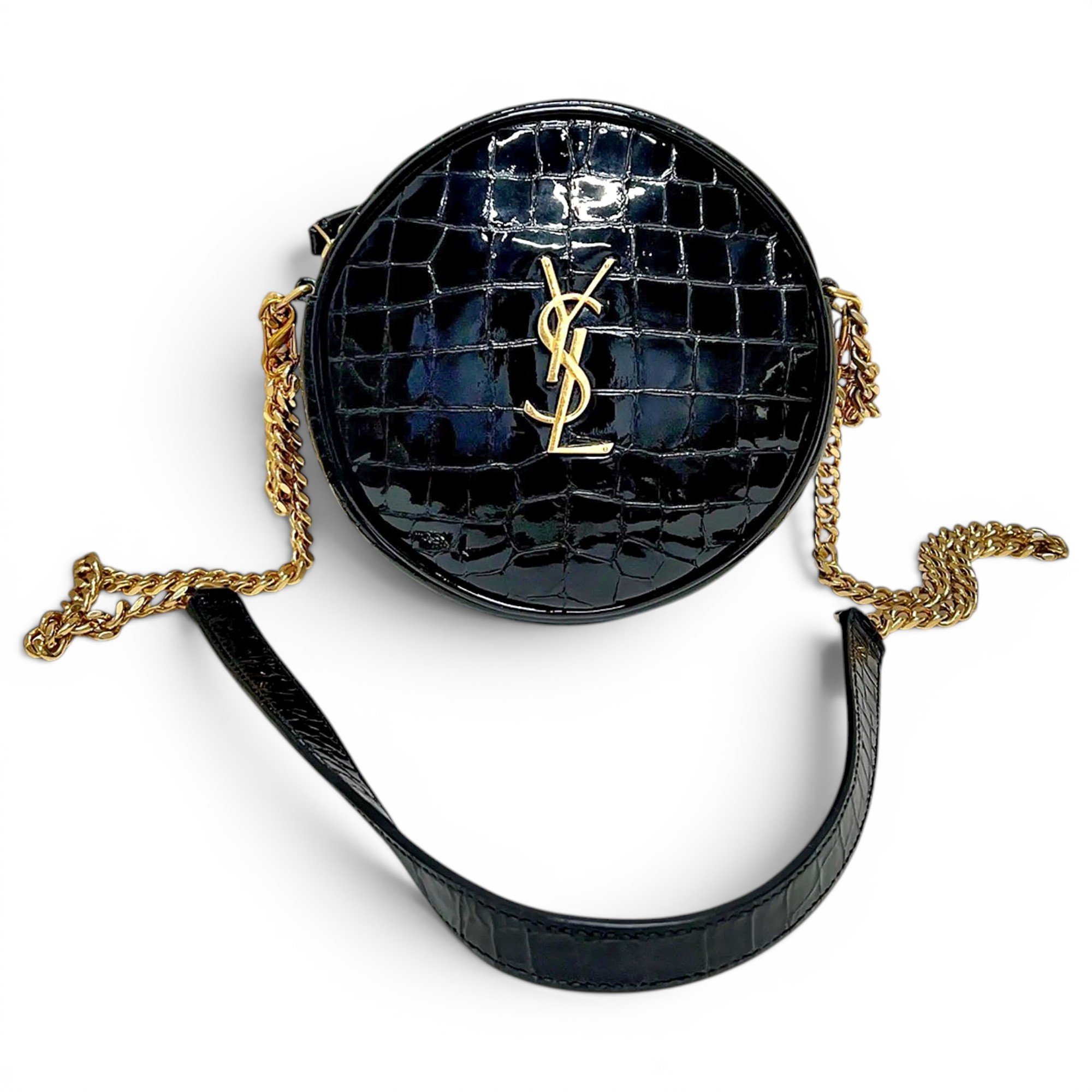 Vinyle patent leather handbag