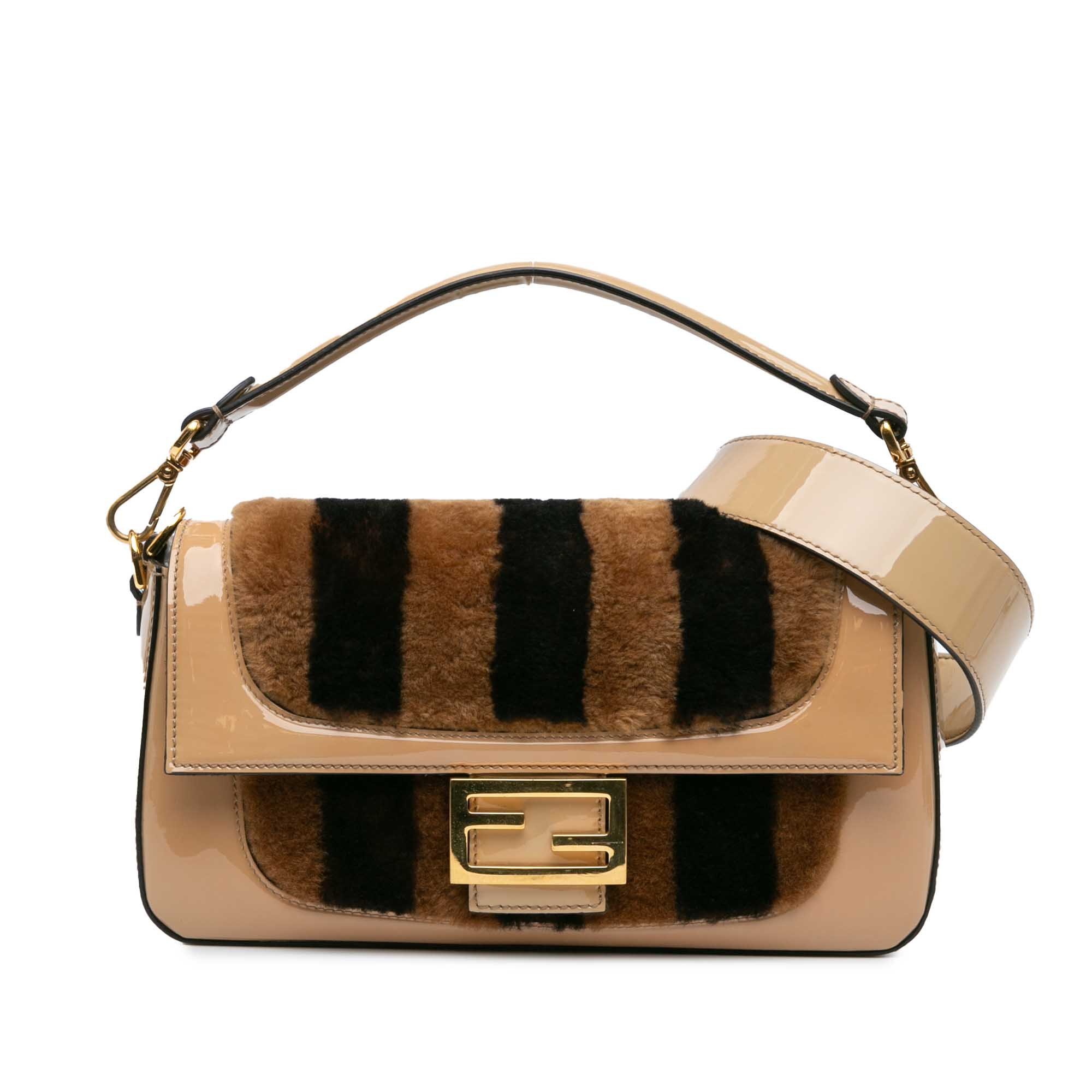 Baguette leather handbag