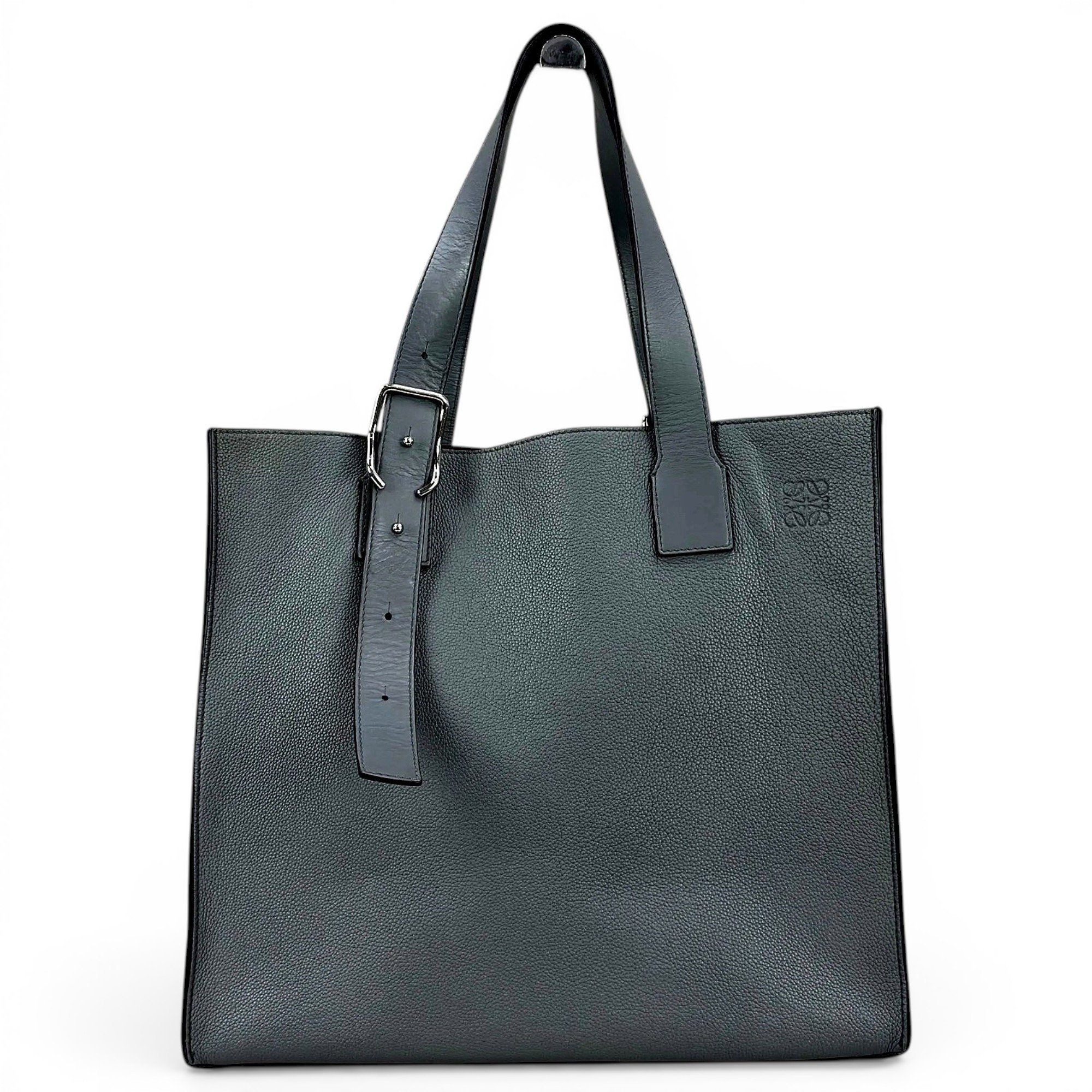 Buckle Tote leather handbag