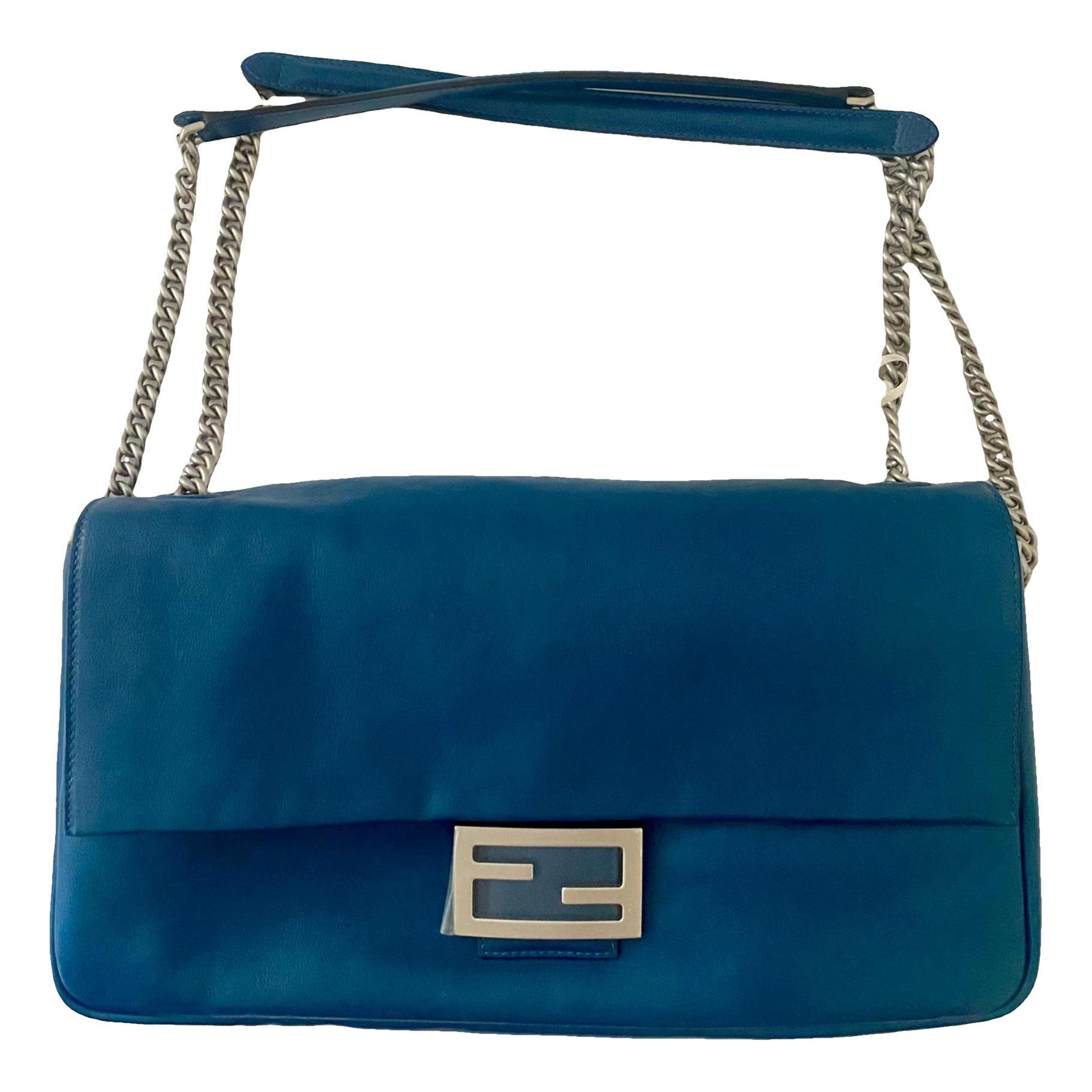 Baguette leather handbag
