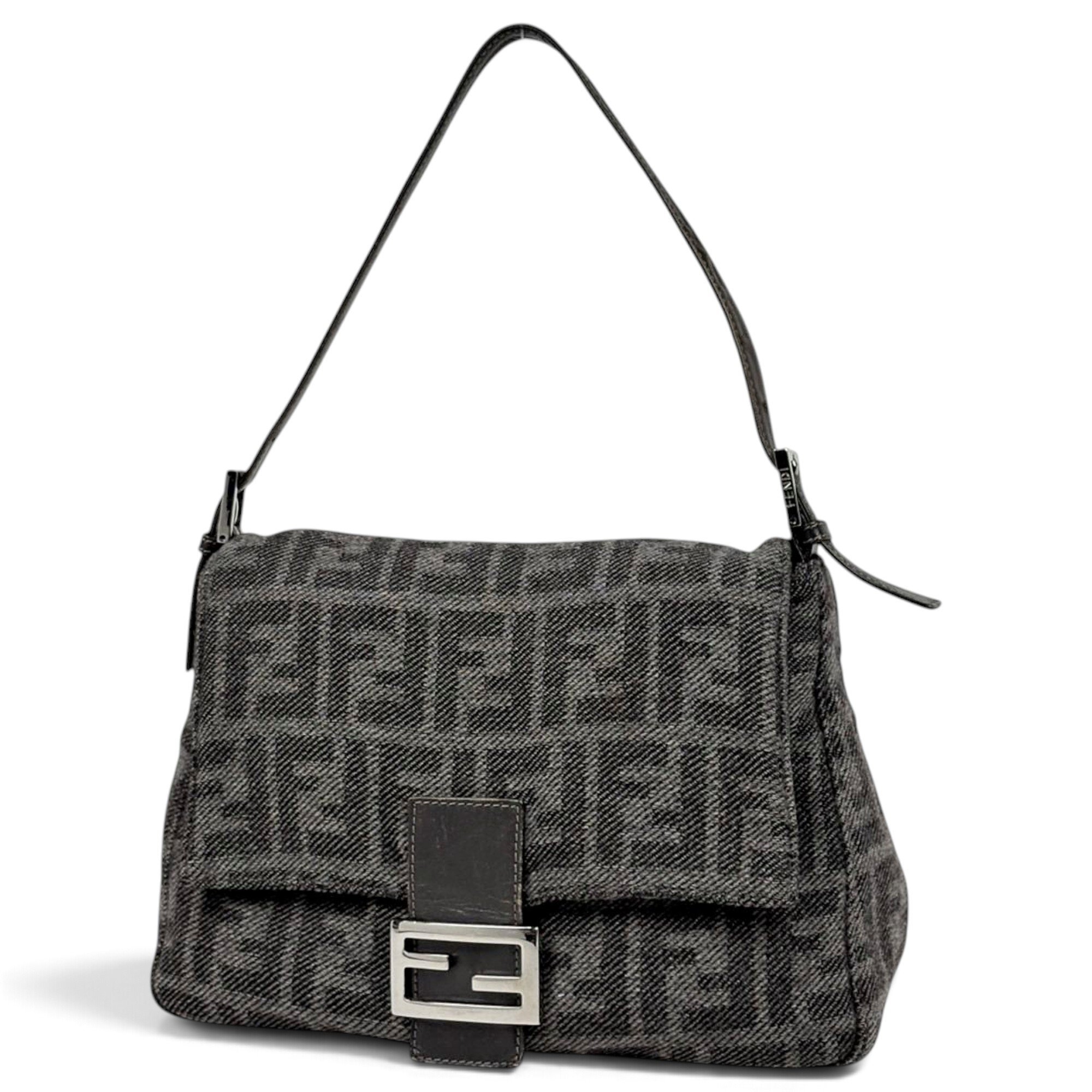 Baguette leather handbag