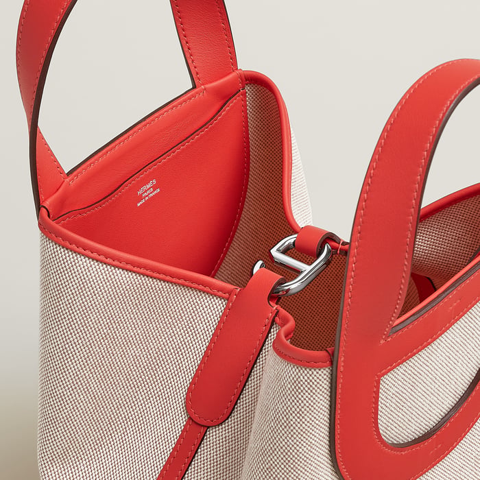 Hermès In-the-loop 23 Bag