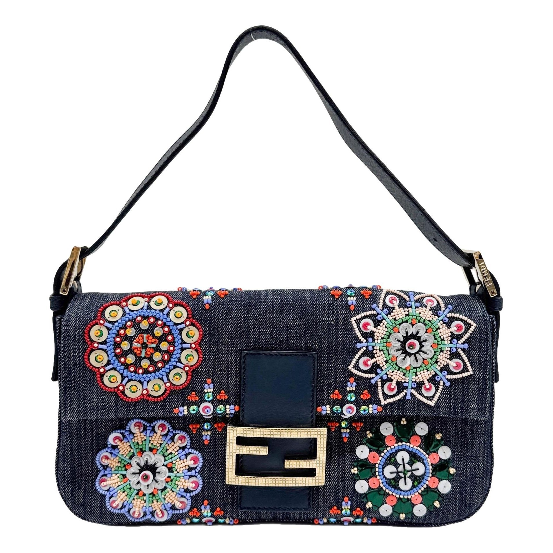 Baguette handbag