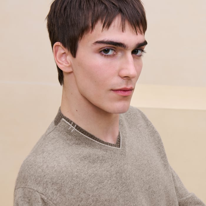 Tourbe Cashmere "Doubles Cotes H" V-neck Sweater