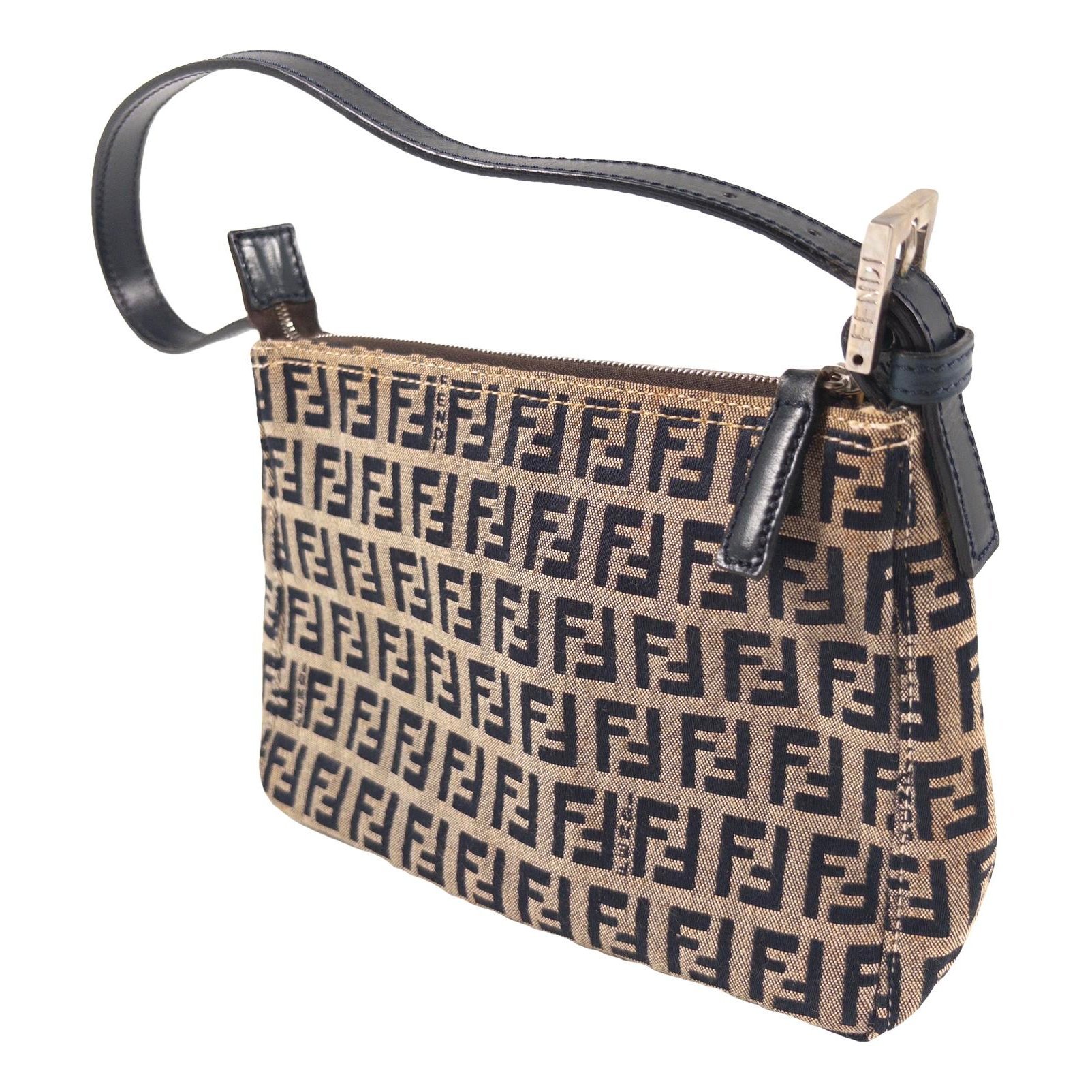 Cloth clutch bag
