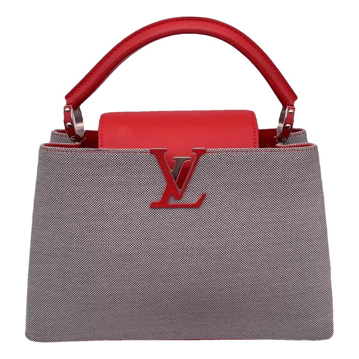 Capucines leather handbag