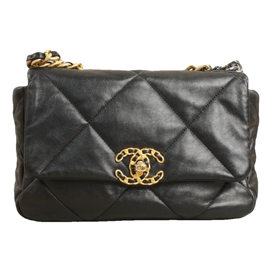 Chanel 19 leather handbag