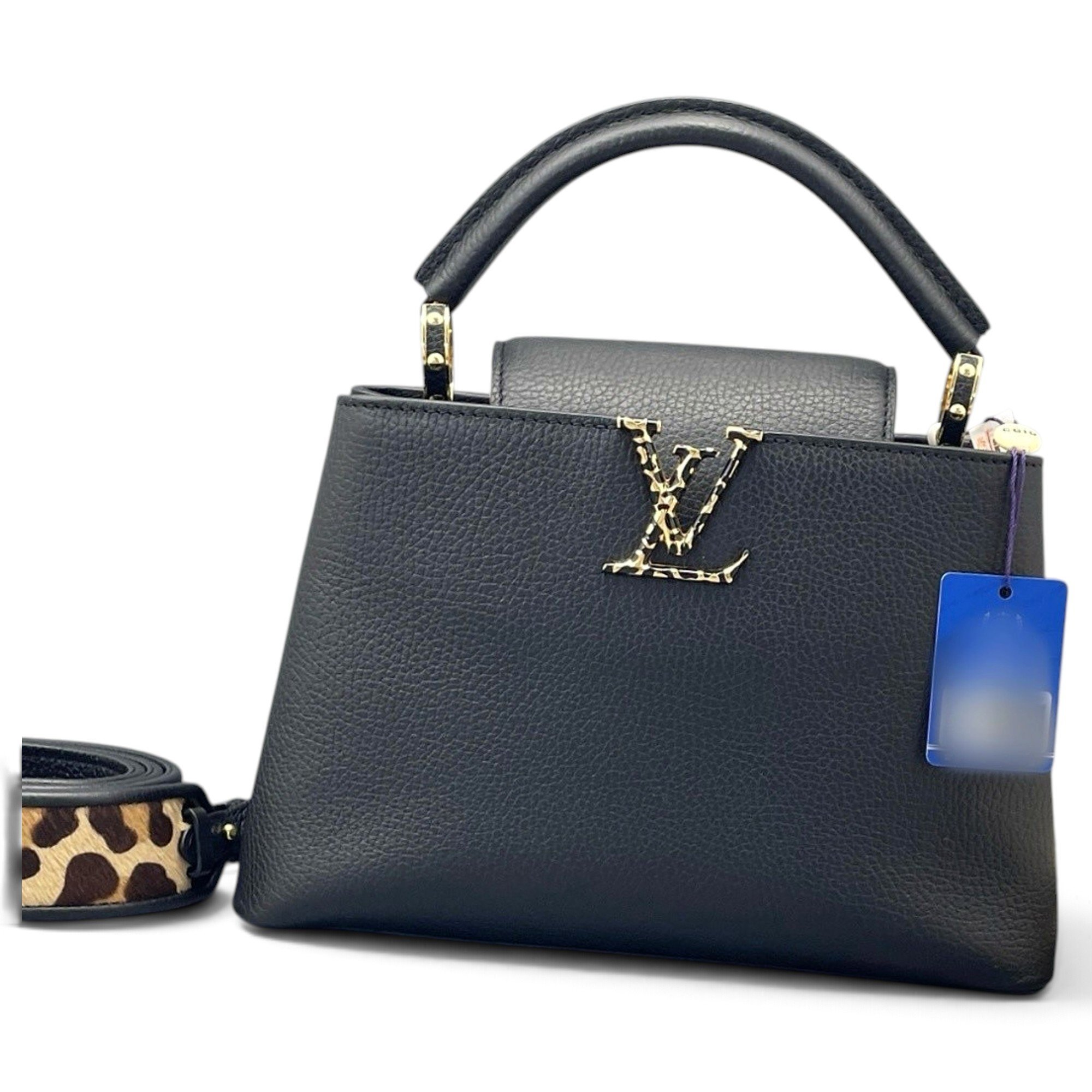 Capucines leather handbag