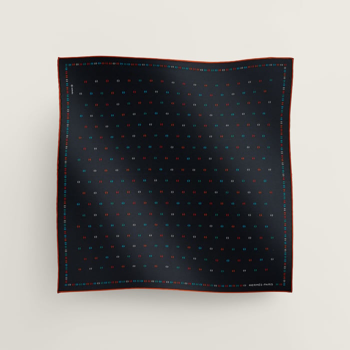 H Tonneau Multicolore Pocket Square 45