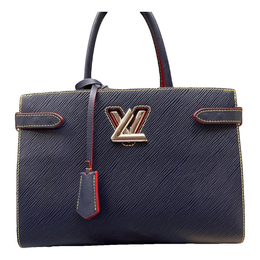 Twist leather handbag