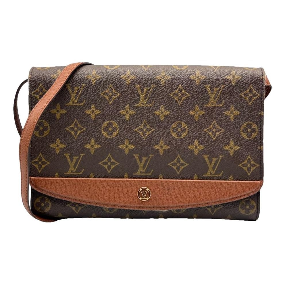 Bordeaux leather crossbody bag