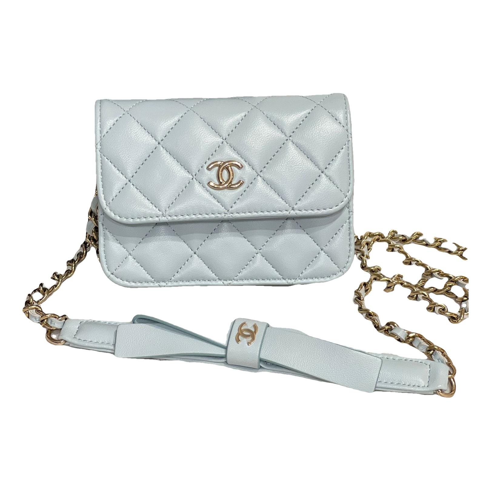 Wallet On Chain Timeless/Classique leather crossbody bag