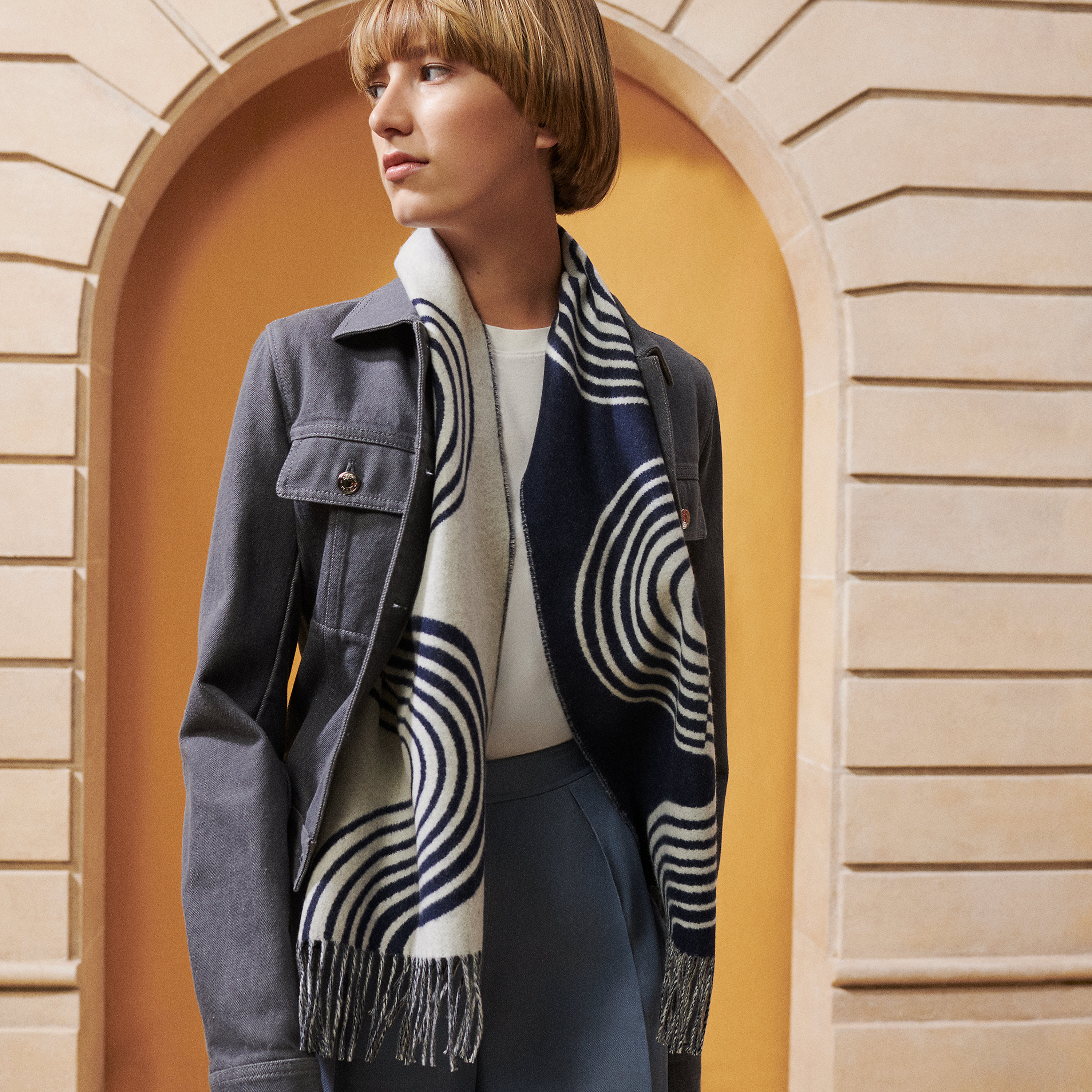 Hermès Casaque Vague scarf Marine/Ivoire | BagUSeek