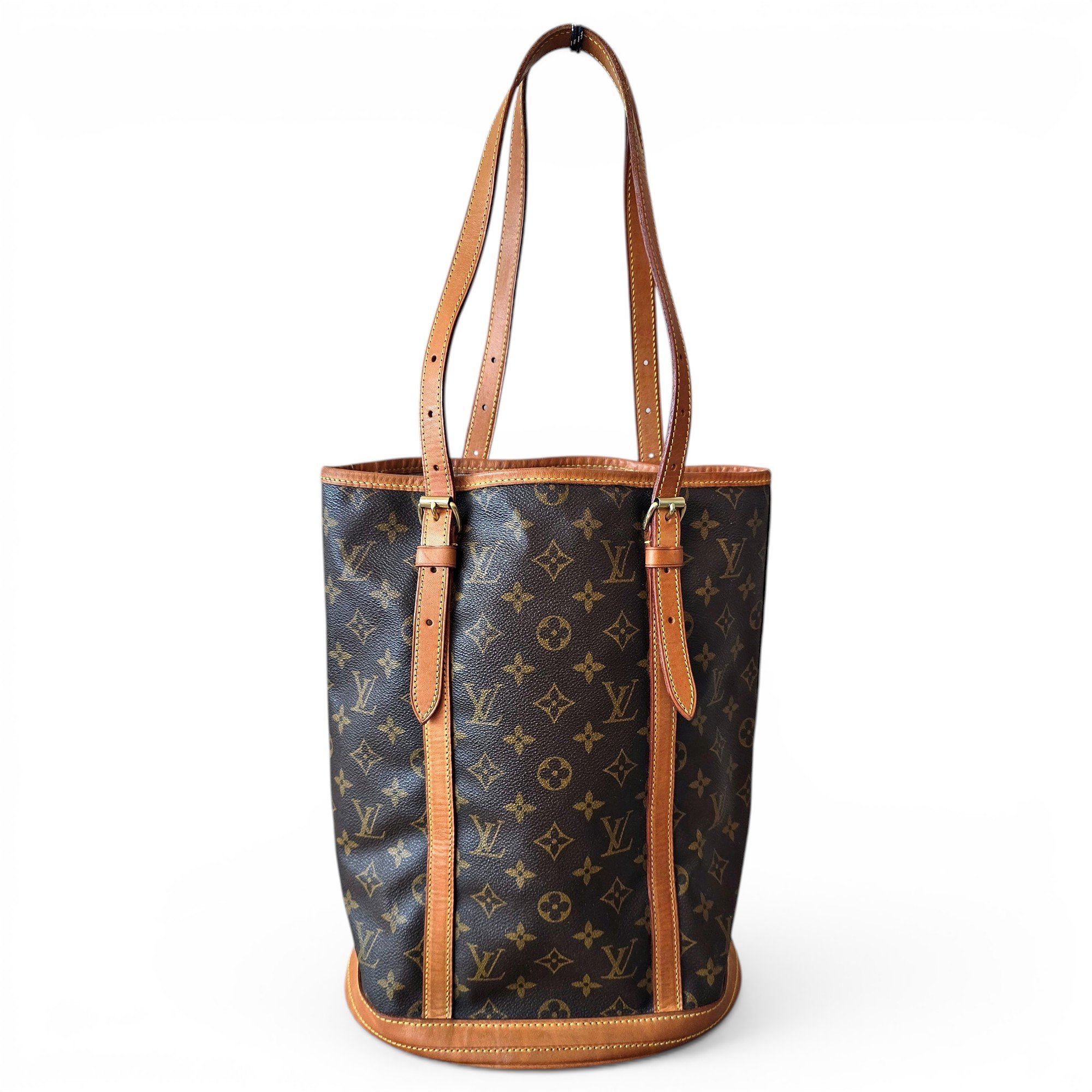 Bucket leather handbag