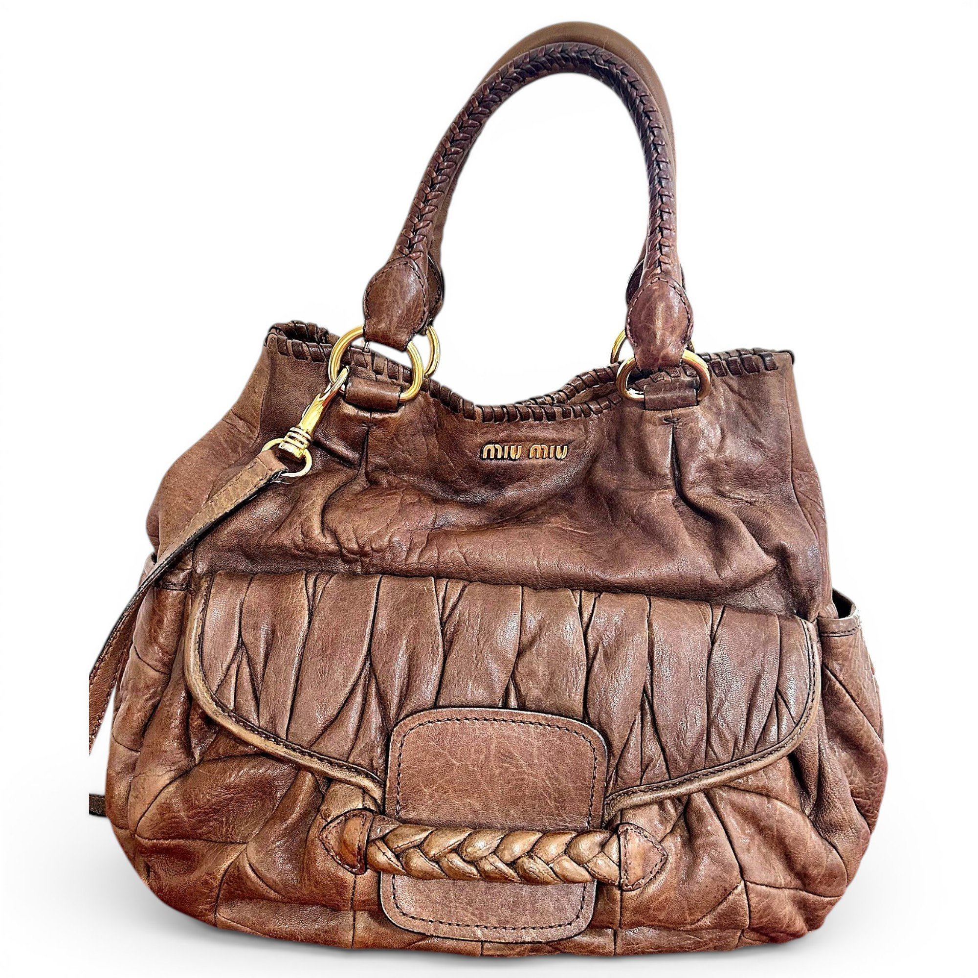 Matelassé leather handbag