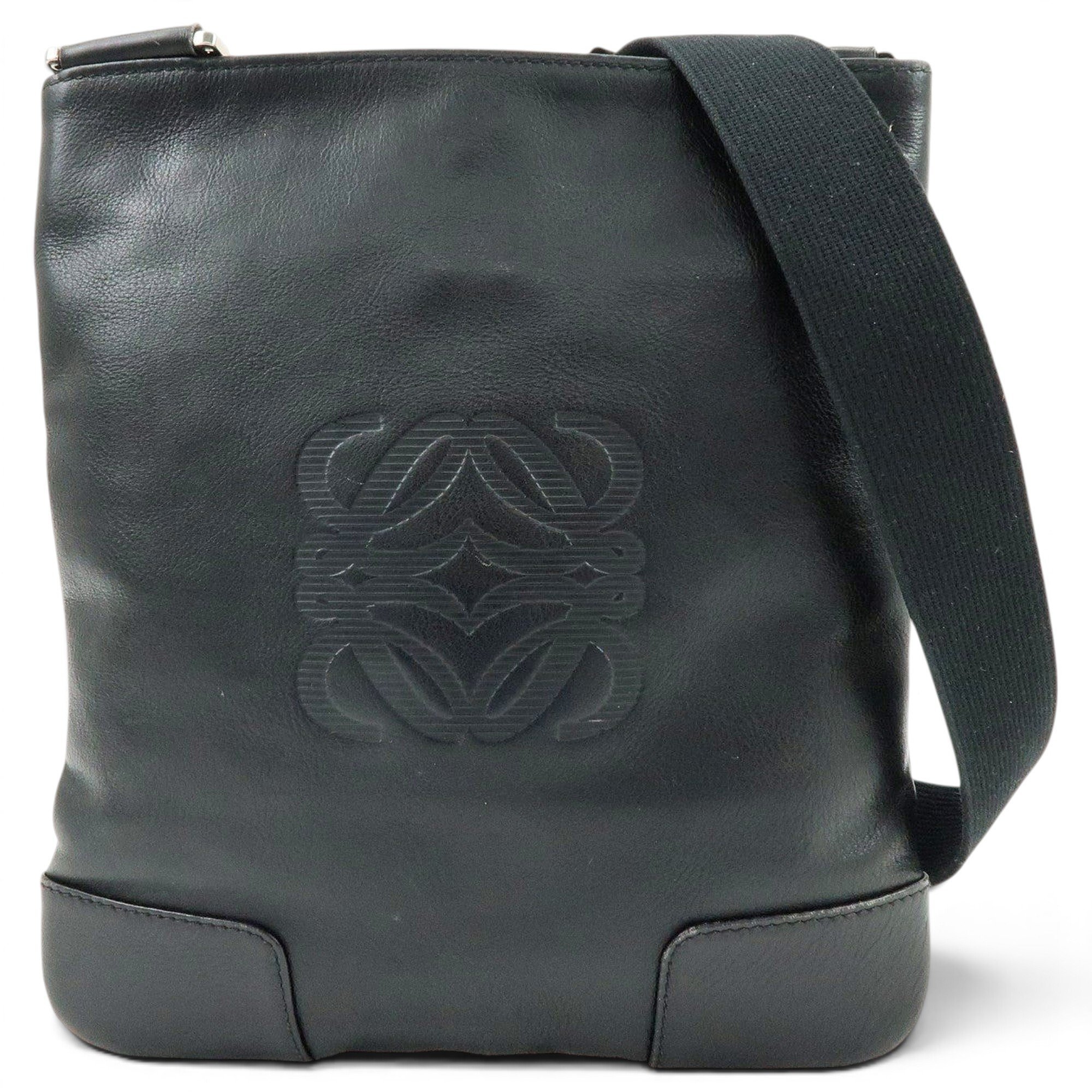 Anagram leather crossbody bag