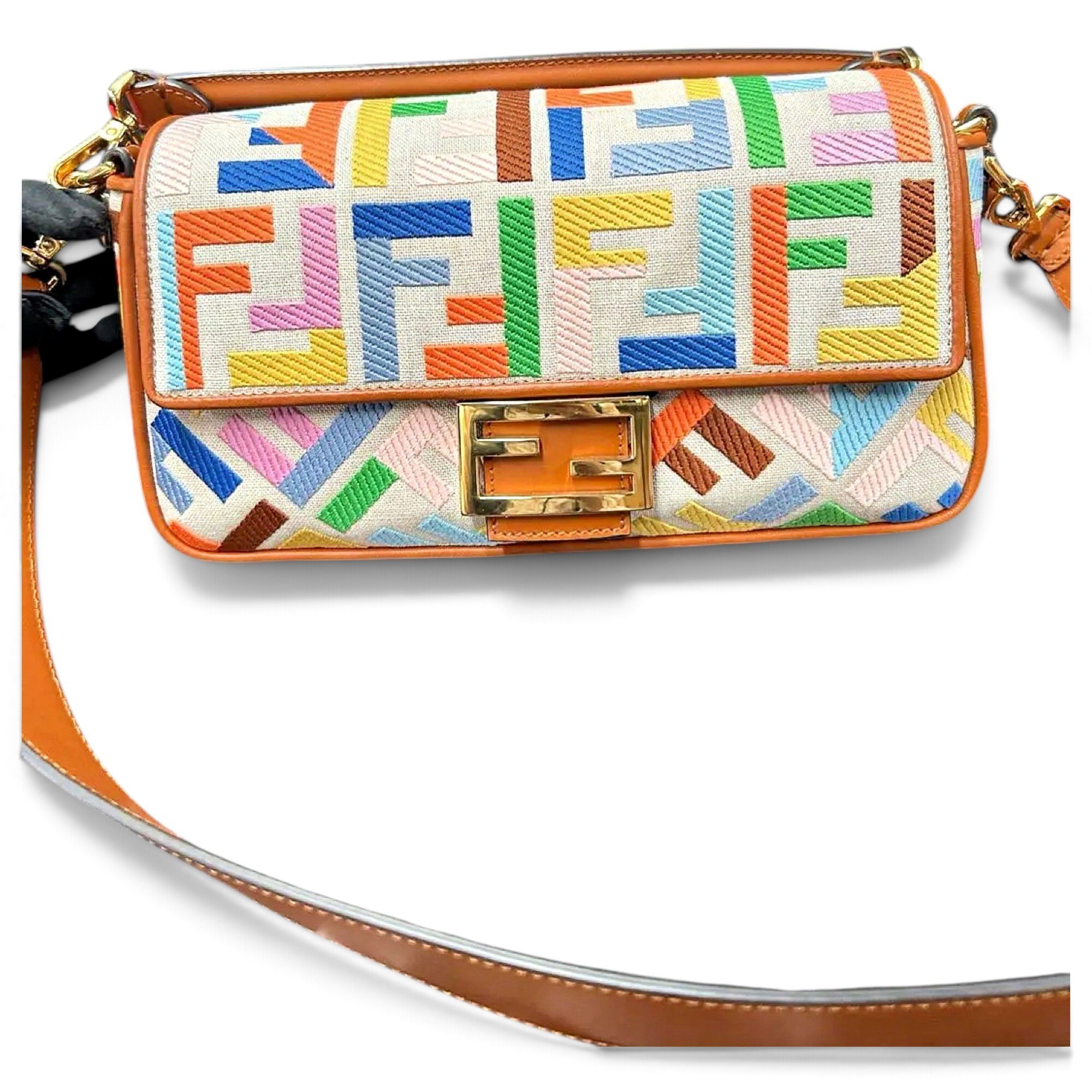 Baguette cloth handbag