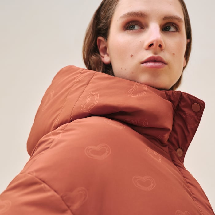 Rose Canneberge "Effet Kaleidoscope" Reversible Short Puffer Coat