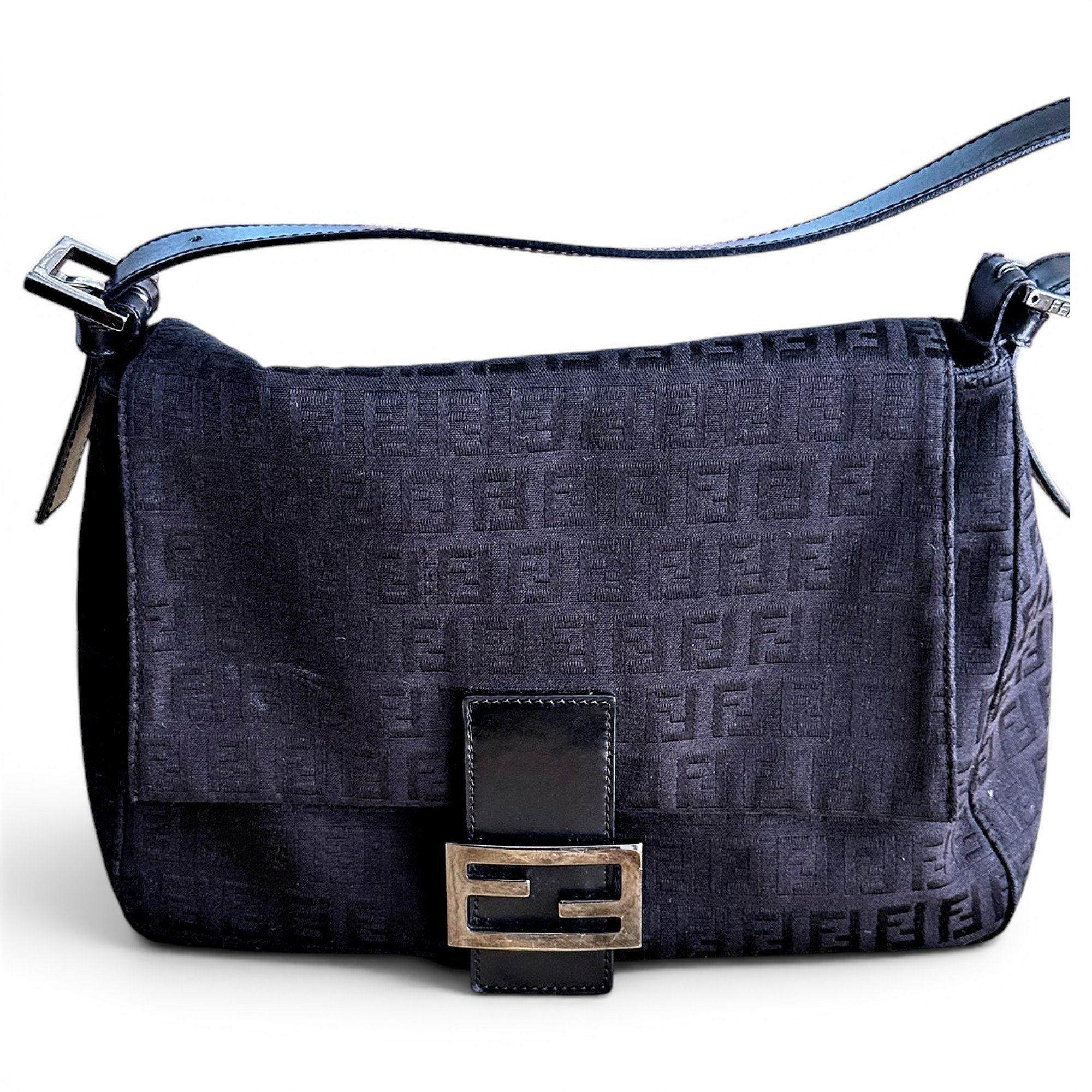 Baguette cloth handbag