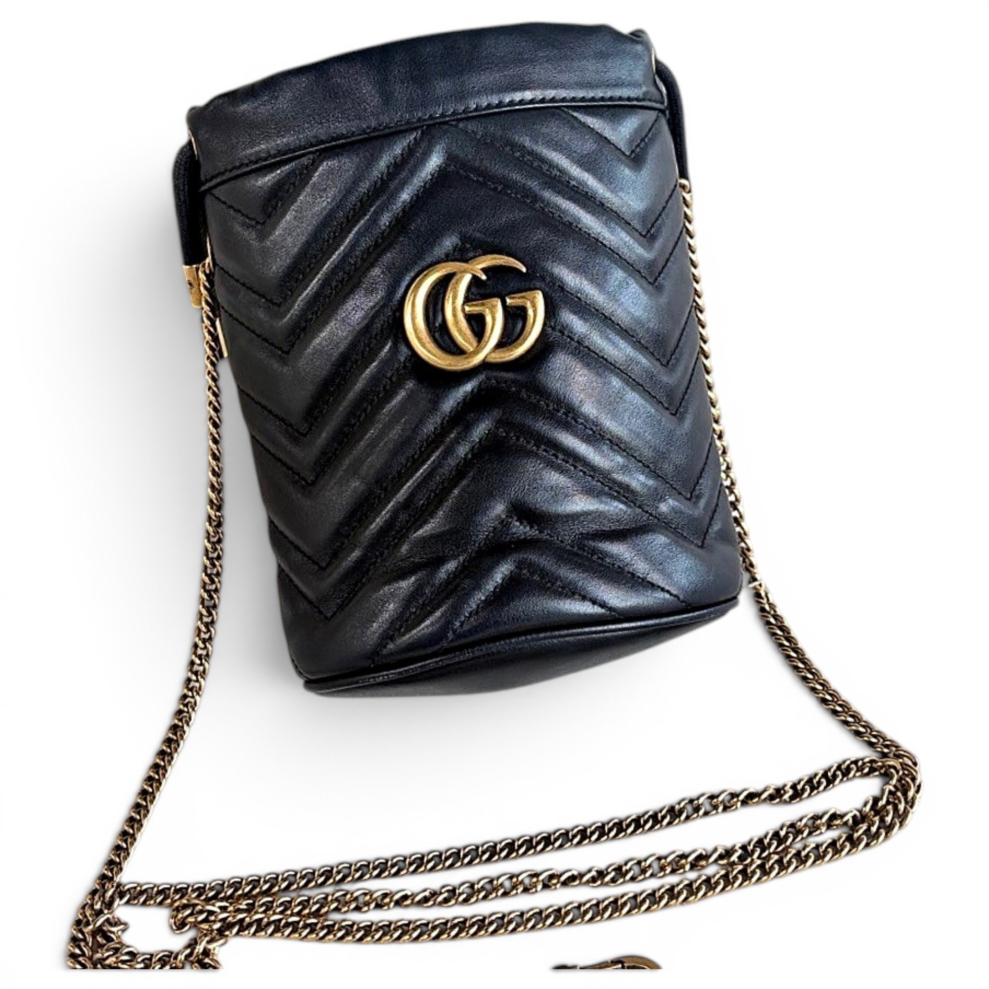 GG Marmont Chain Bucket leather handbag