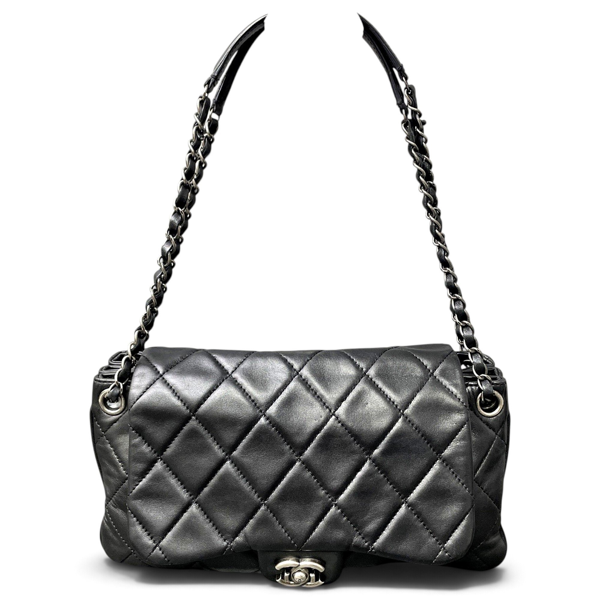 Timeless/Classique leather crossbody bag