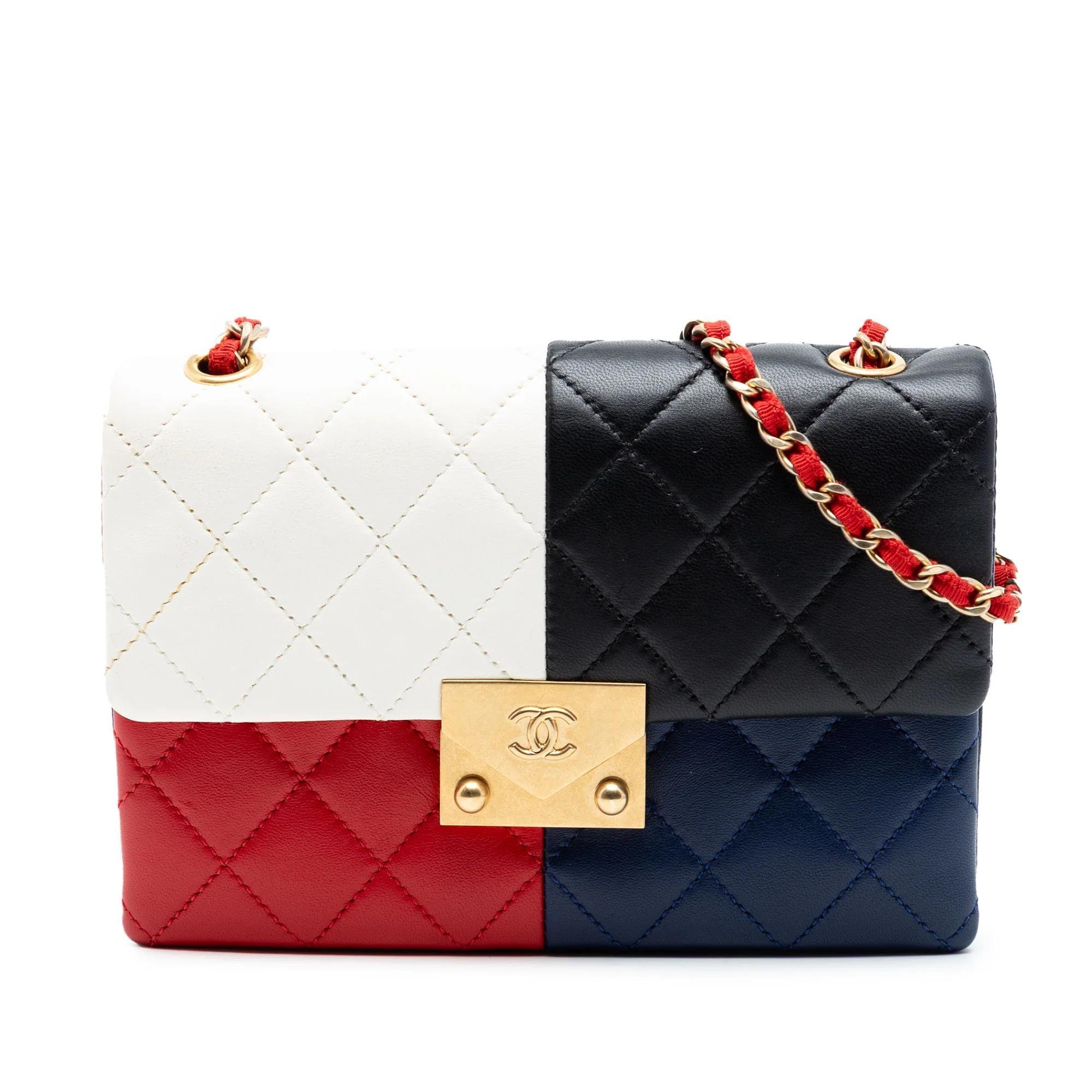 Timeless/Classique leather crossbody bag