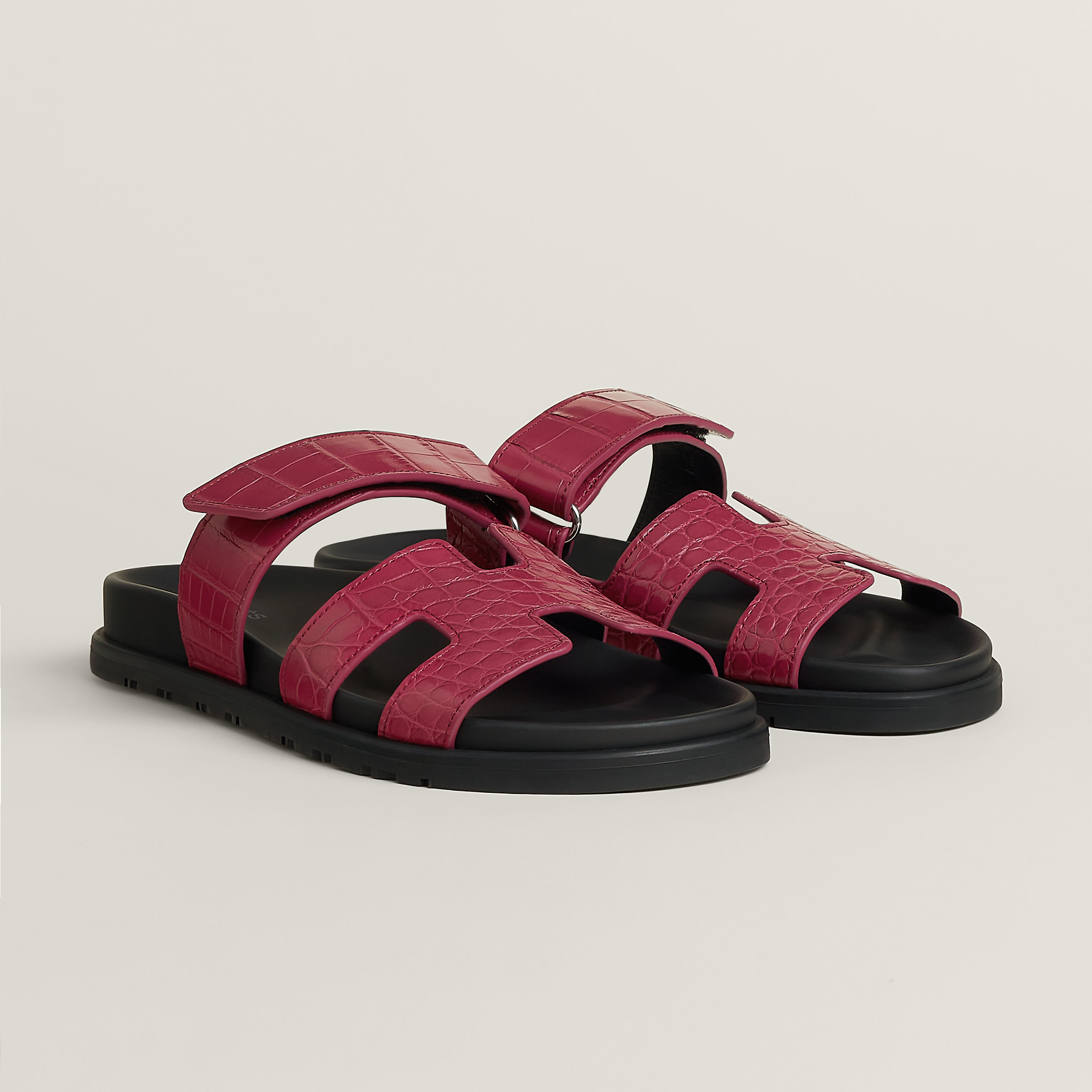 Hermès Chypre sandal in Rose Magenta