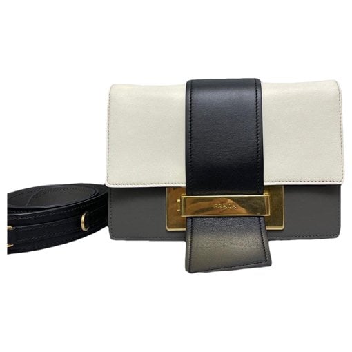 Ribbon leather handbag