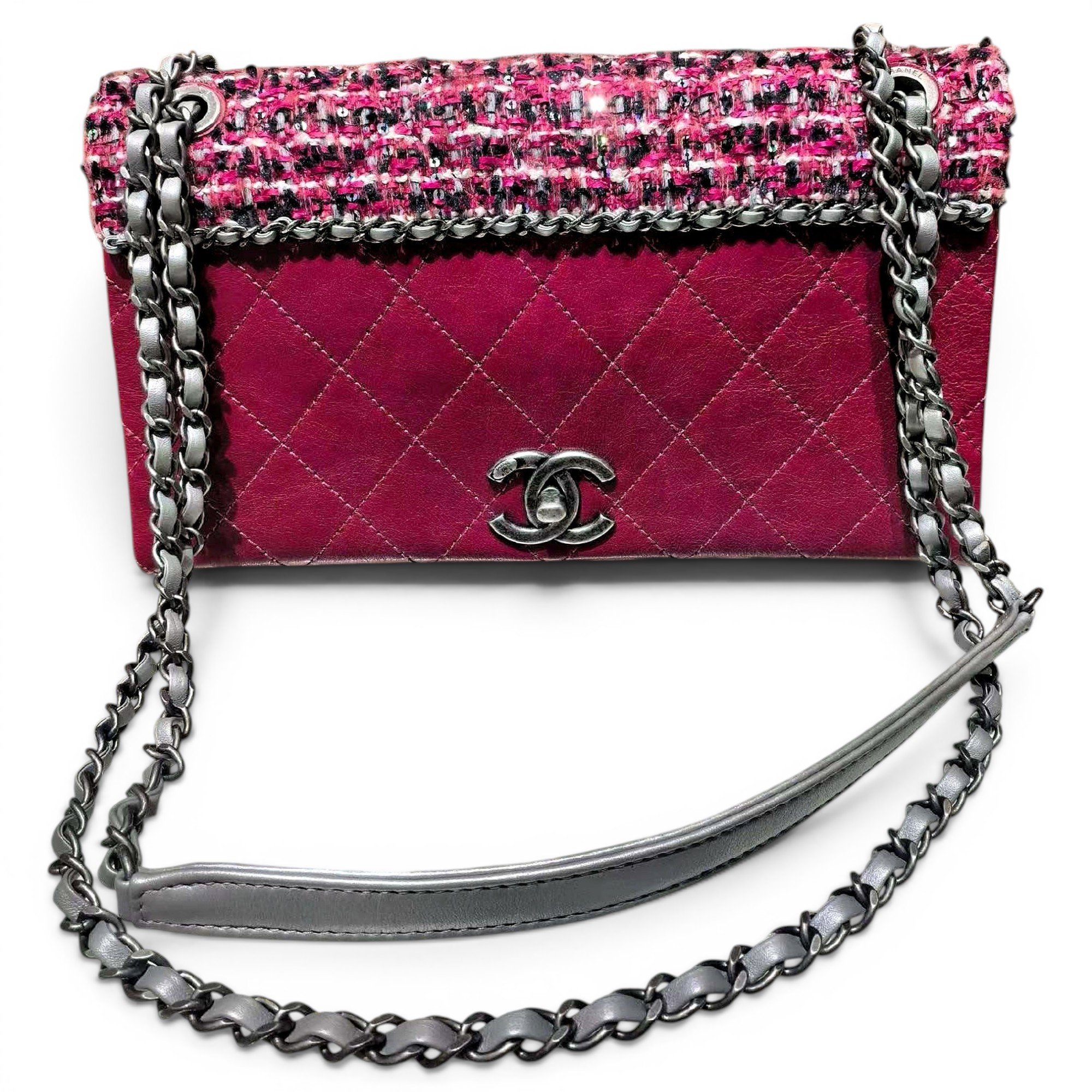 Timeless/Classique tweed crossbody bag
