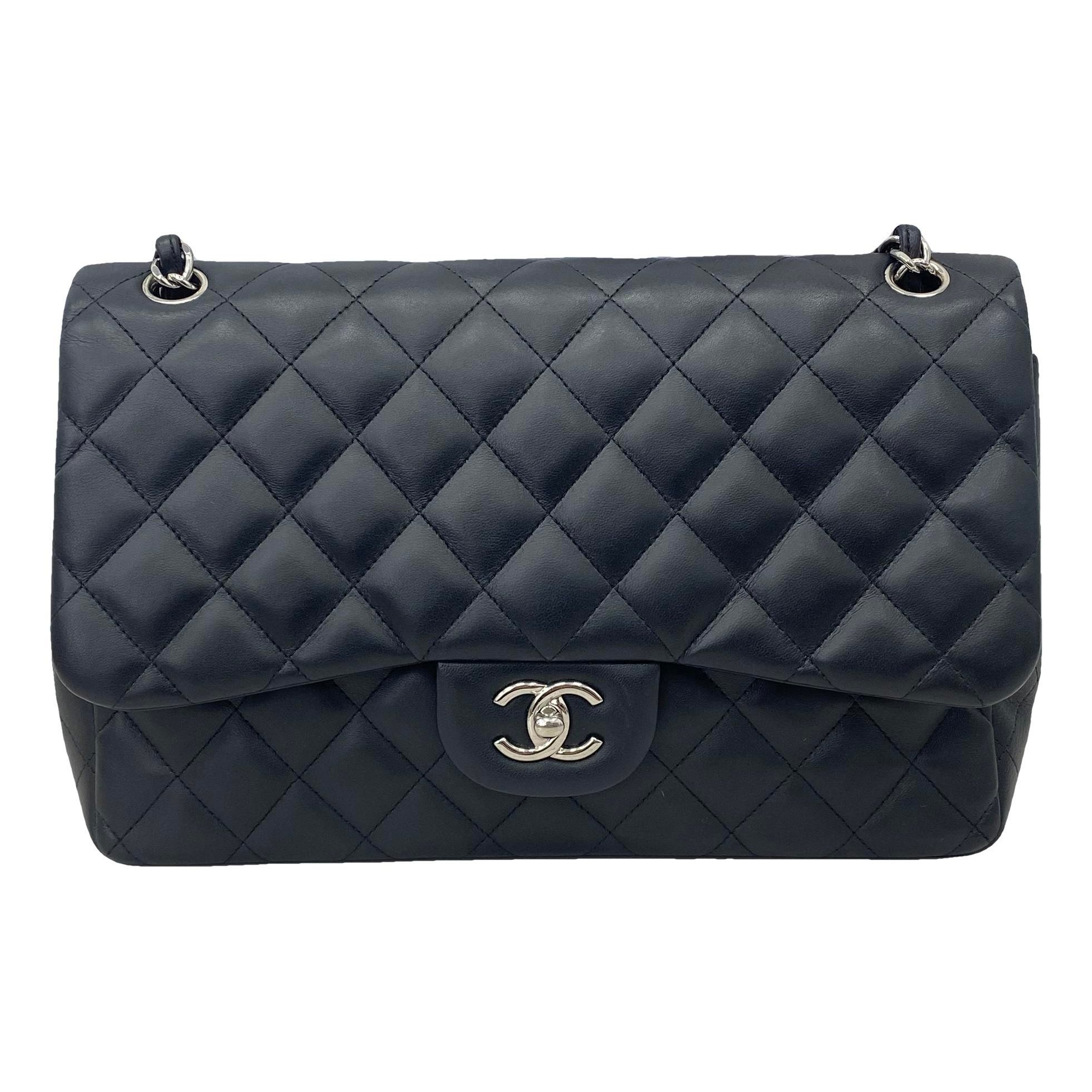Timeless/Classique leather handbag