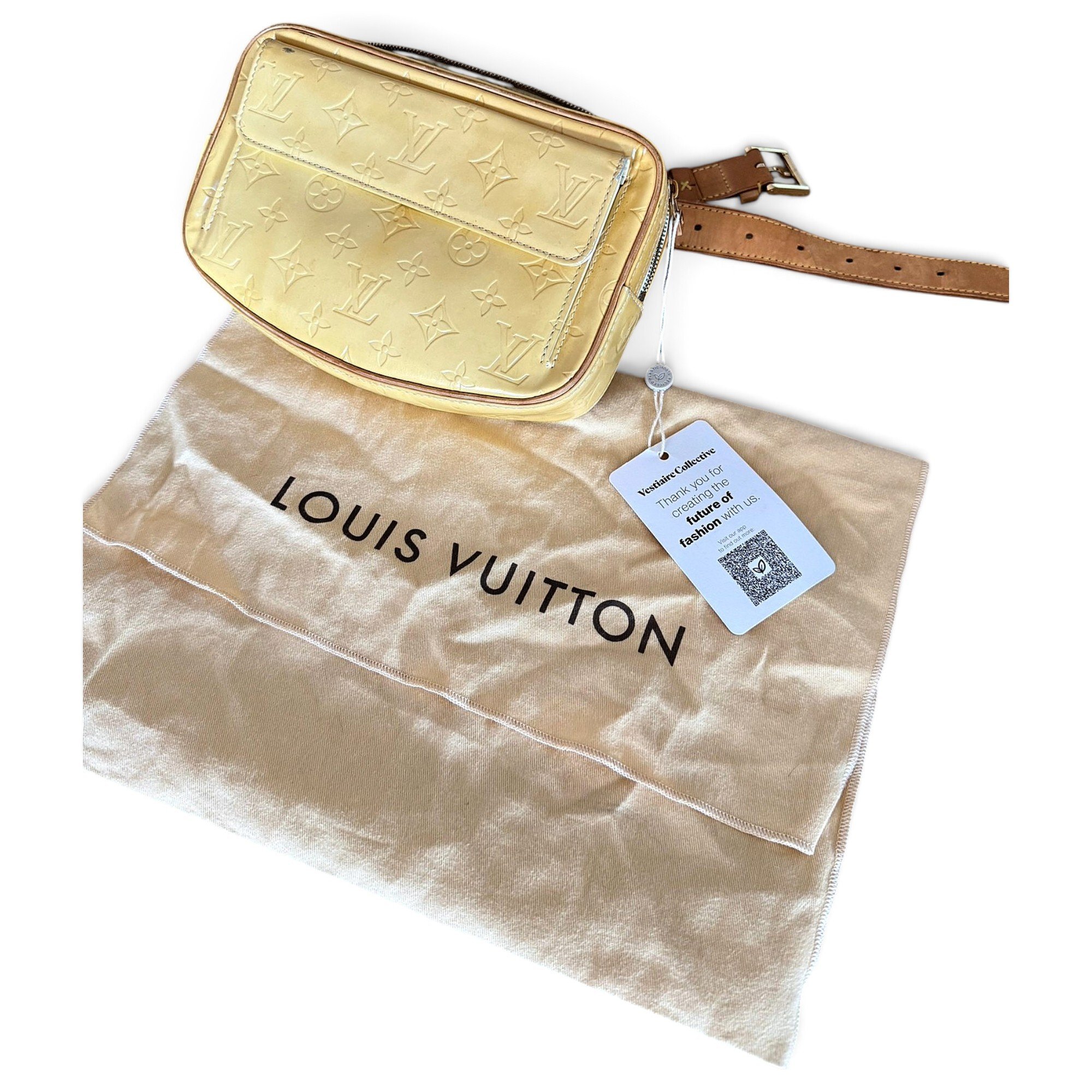Bum Bag / Sac Ceinture patent leather handbag