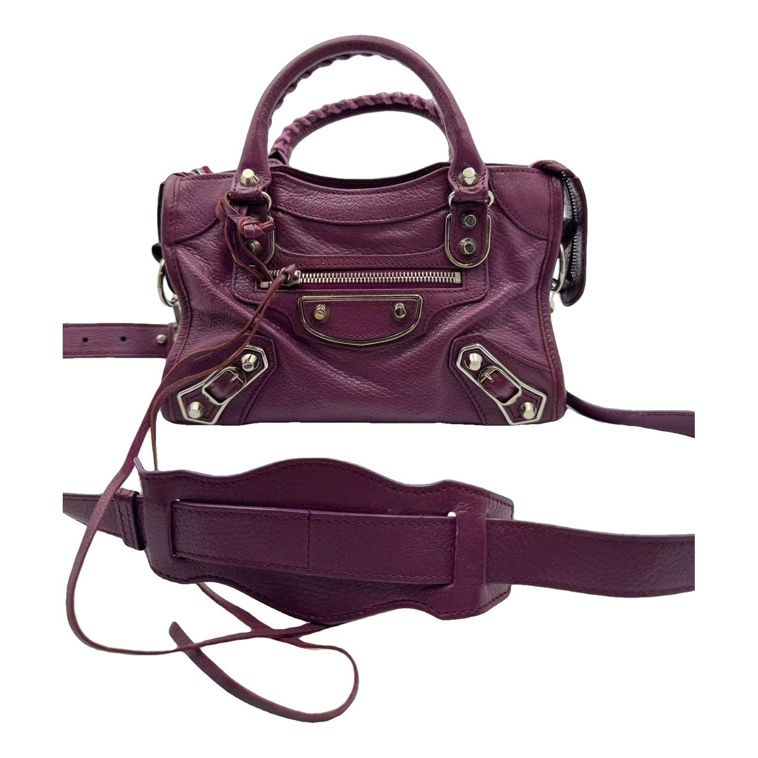 City leather handbag